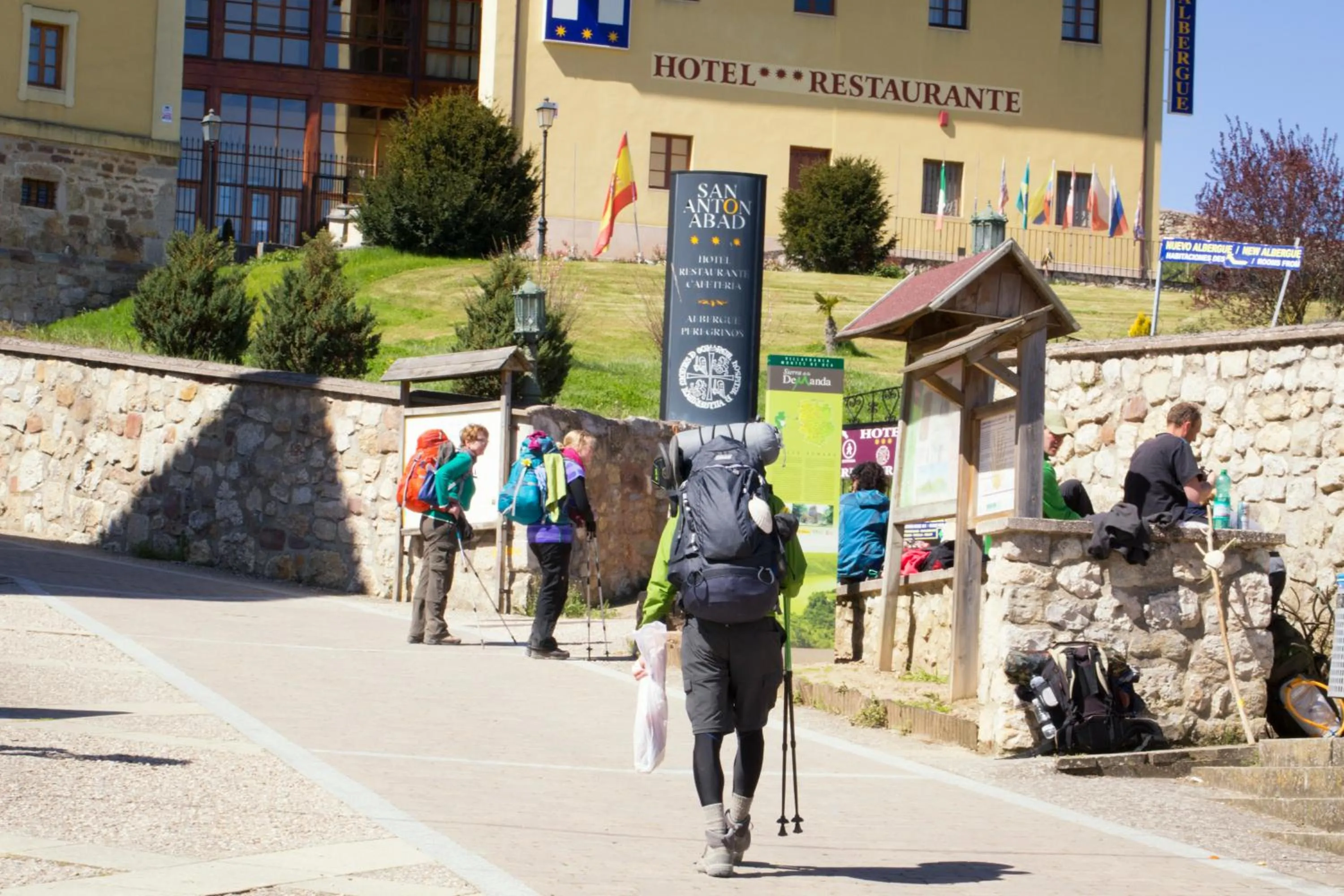 People in Hotel San Antón Abad