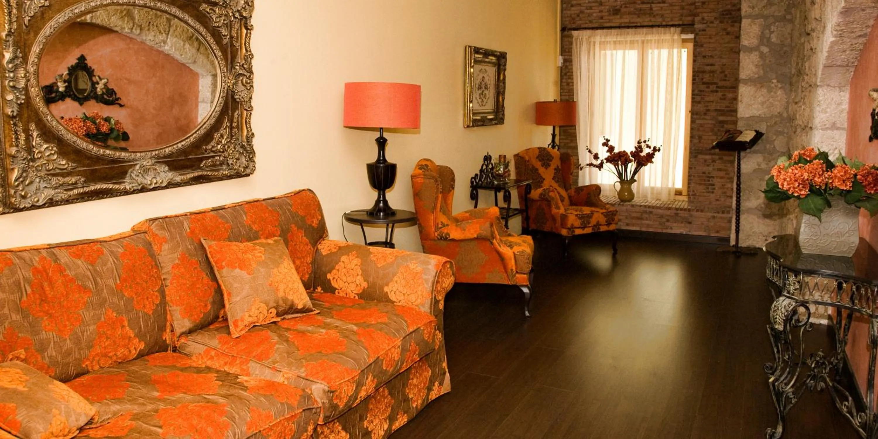 Day in Hotel San Antón Abad