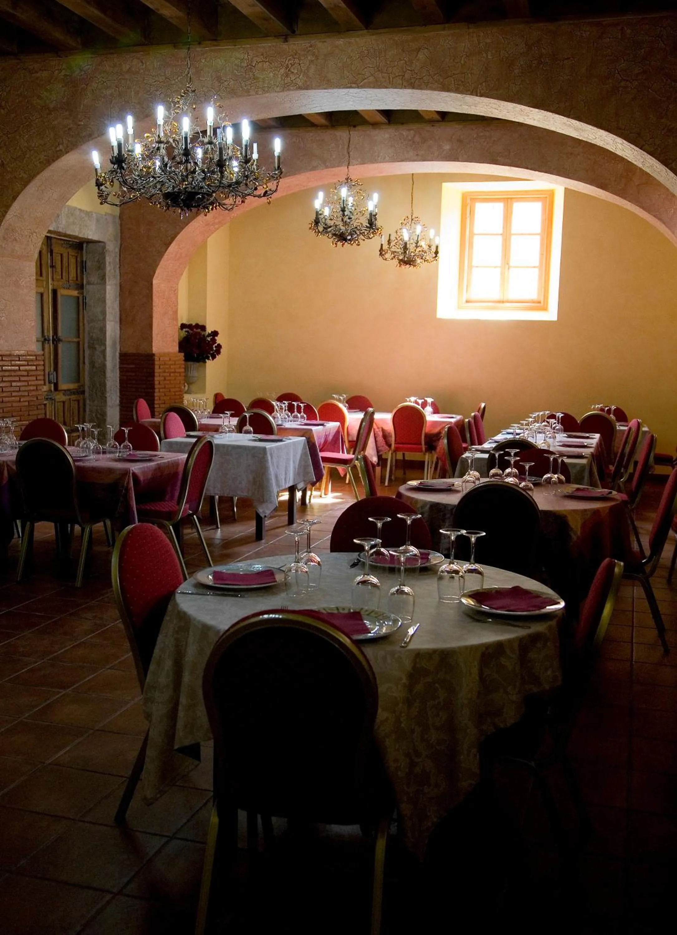 Restaurant/places to eat in Hotel San Antón Abad