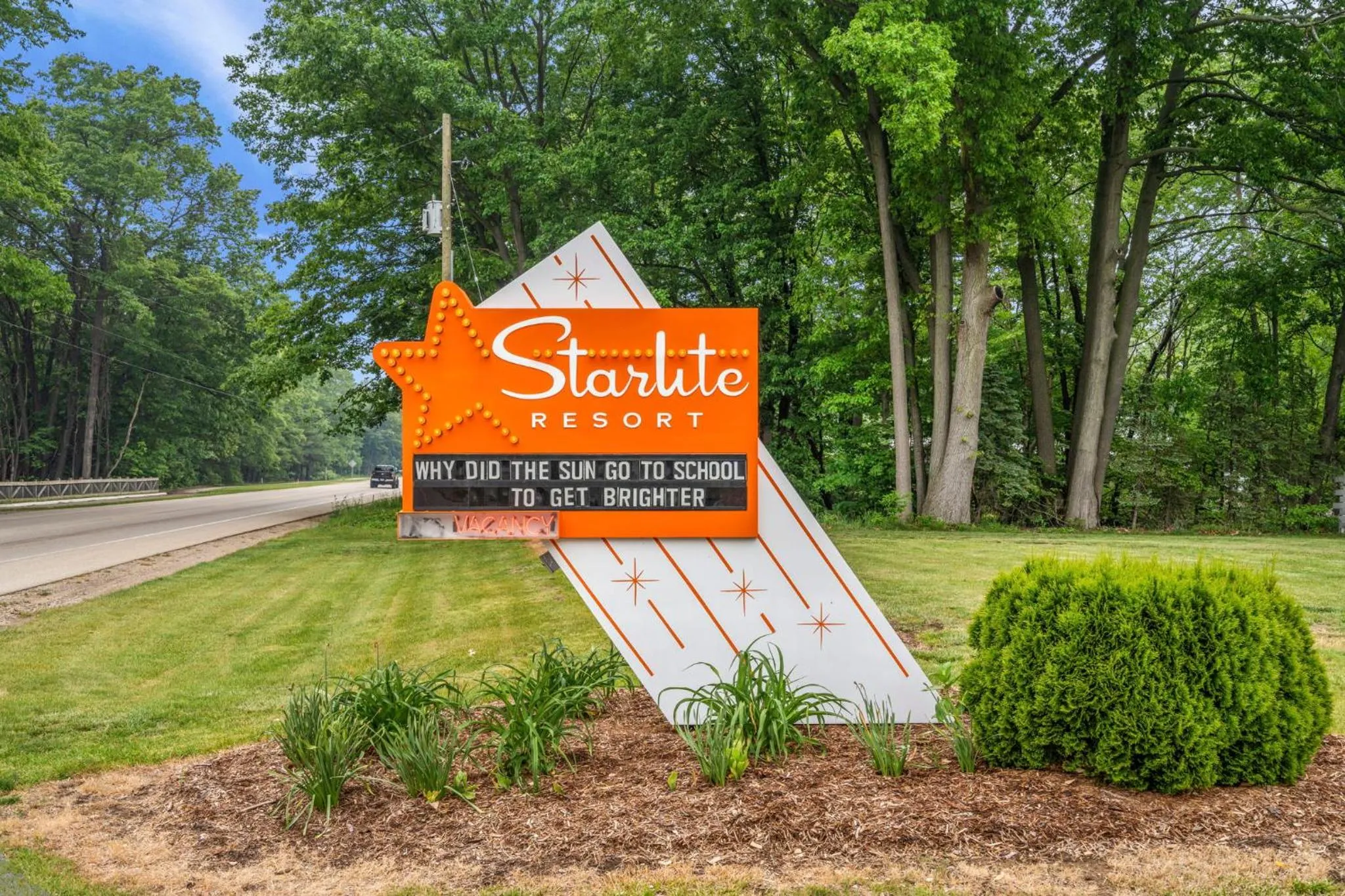 Property logo or sign in Starlite Resort