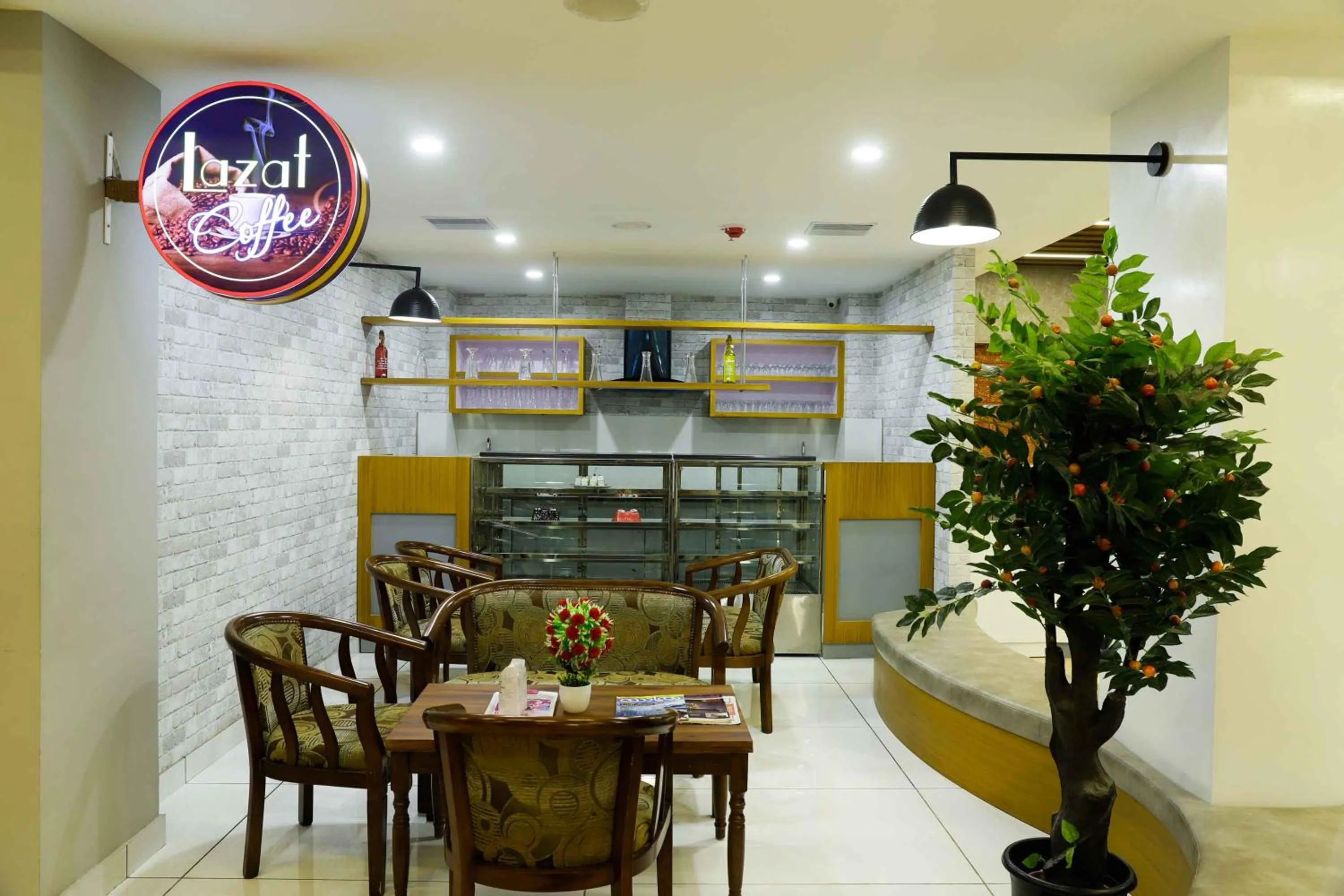 Restaurant/places to eat in Bhavanam Regency Guruvayoor