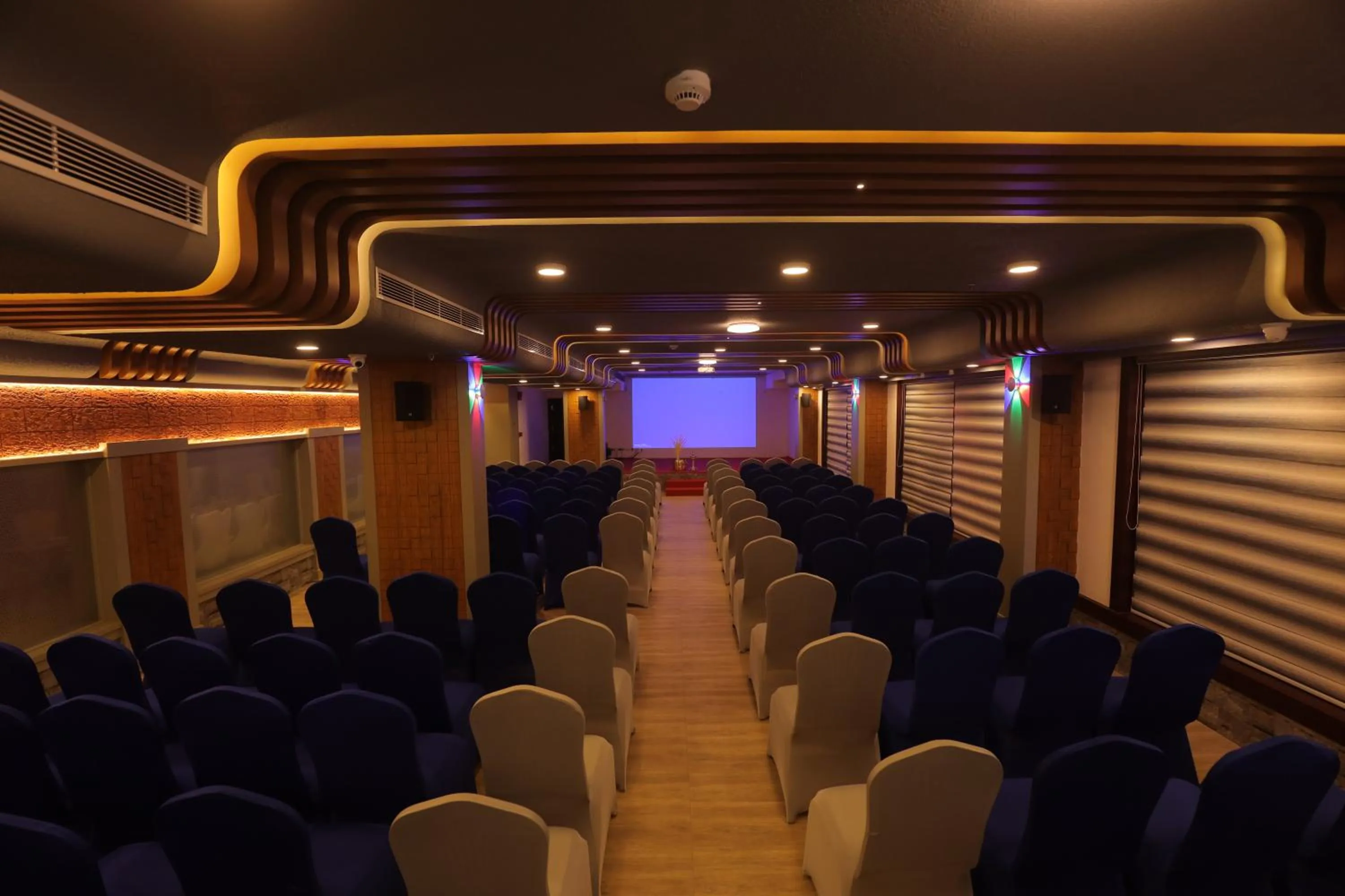 Banquet/Function facilities in Bhavanam Regency Guruvayoor