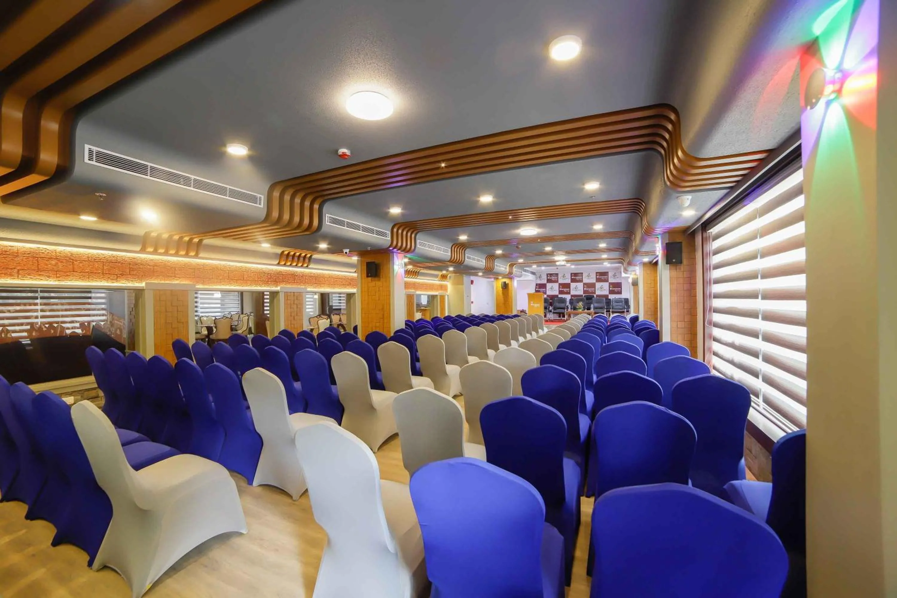 Banquet/Function facilities in Bhavanam Regency Guruvayoor