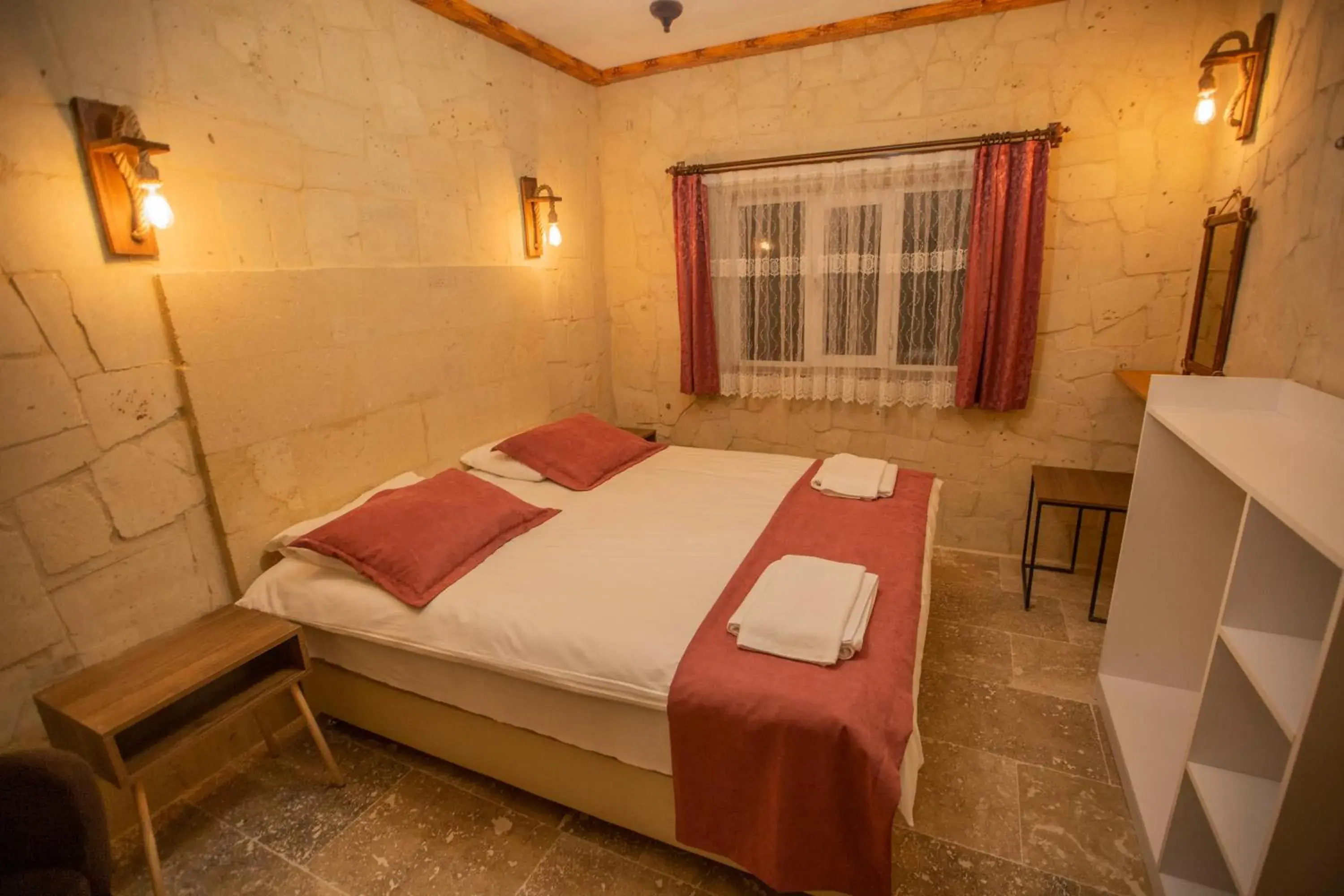 City view, Bed in Capiedra Hotel City view, Bed in Capiedra Hotel