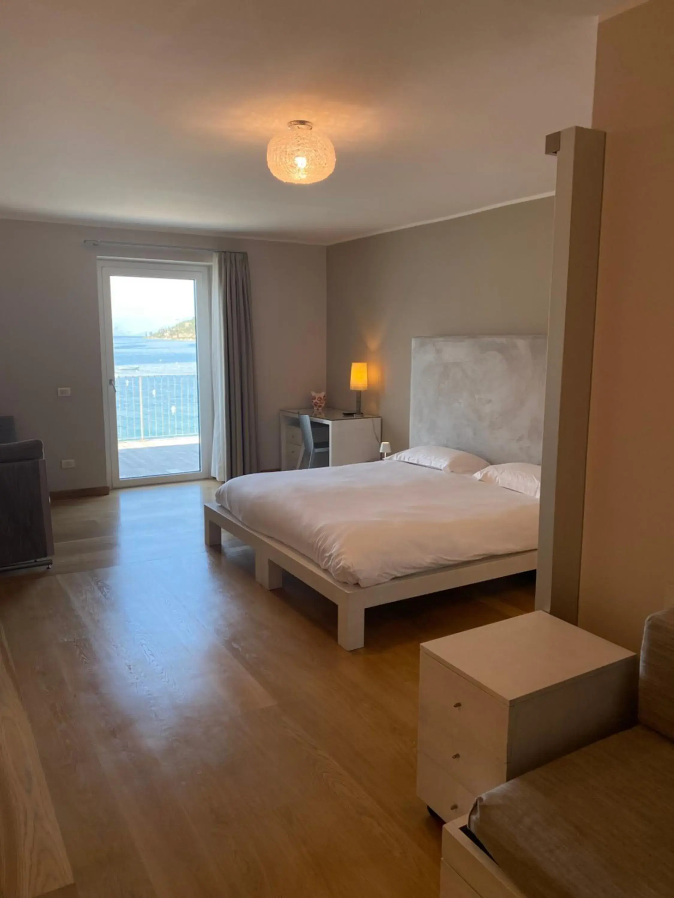 Photo of the whole room, Bed in Hotel Baia dei Pini