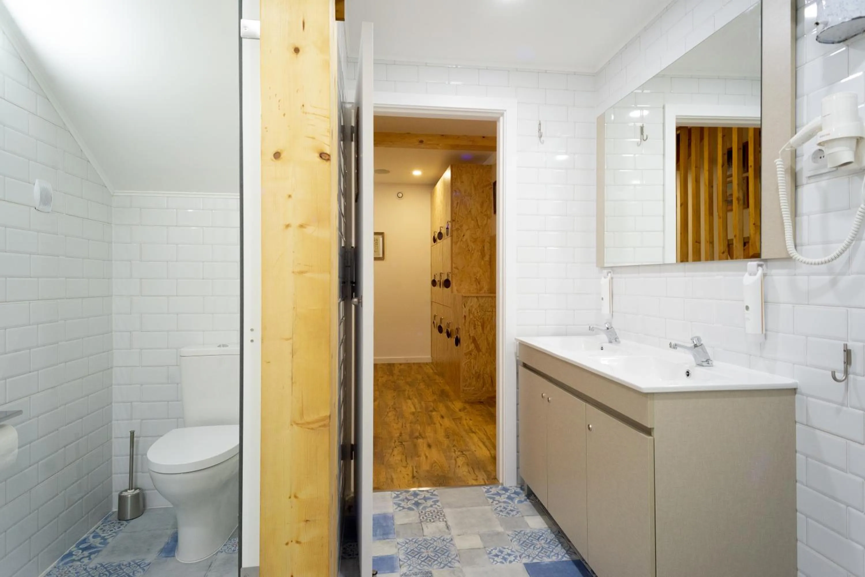 Toilet in Hostel Bulwark