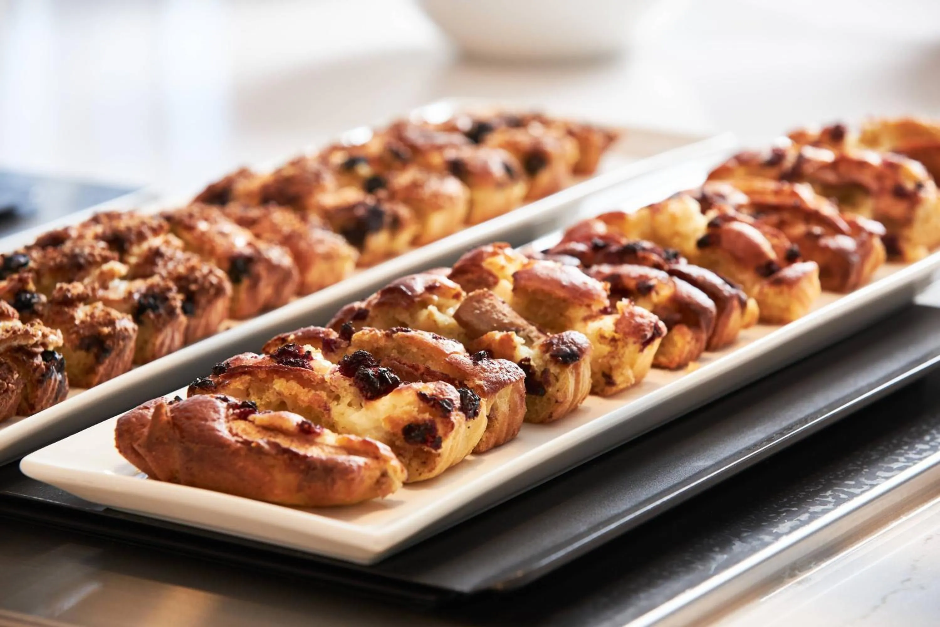 Kitchen or kitchenette in AC Hotel by Marriott Los Angeles South Bay