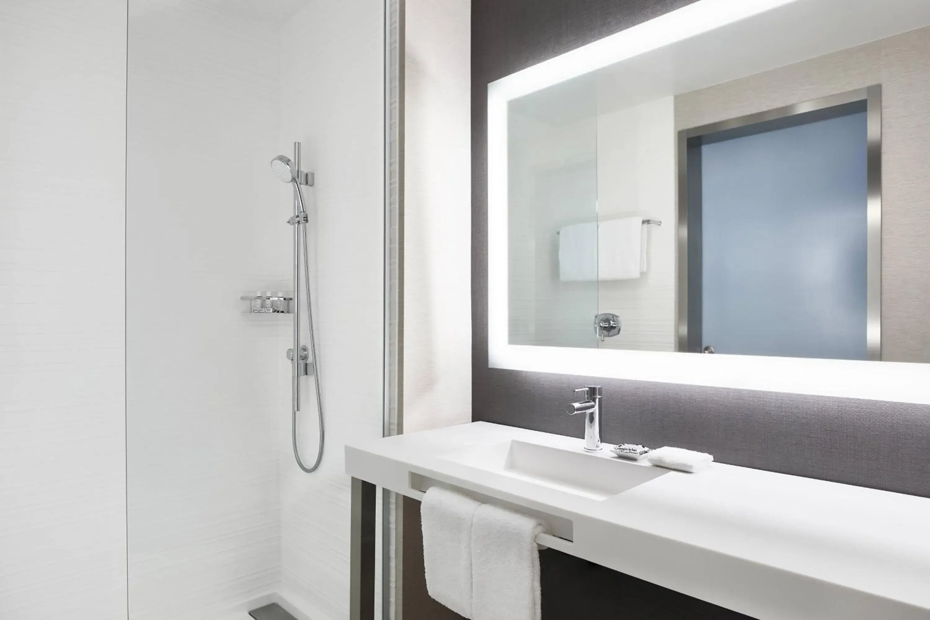 Guest room, 1 King, Sofa bed in AC Hotel by Marriott Los Angeles South Bay Guest room, 1 King, Sofa bed in AC Hotel by Marriott Los Angeles South Bay