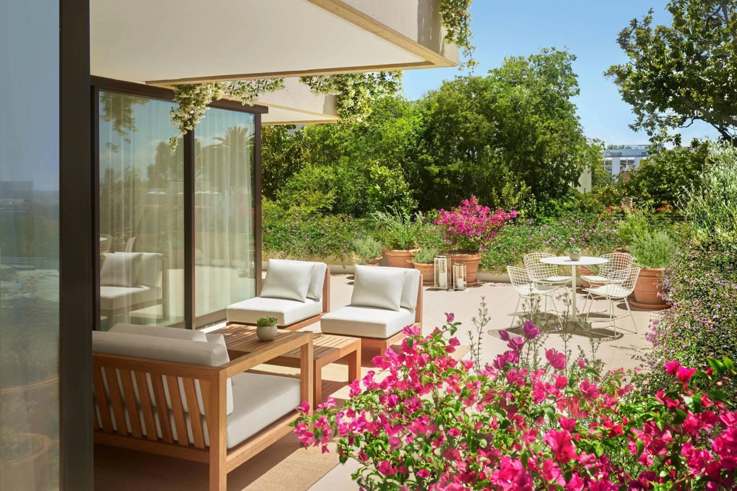 Photo of the whole room in The West Hollywood EDITION