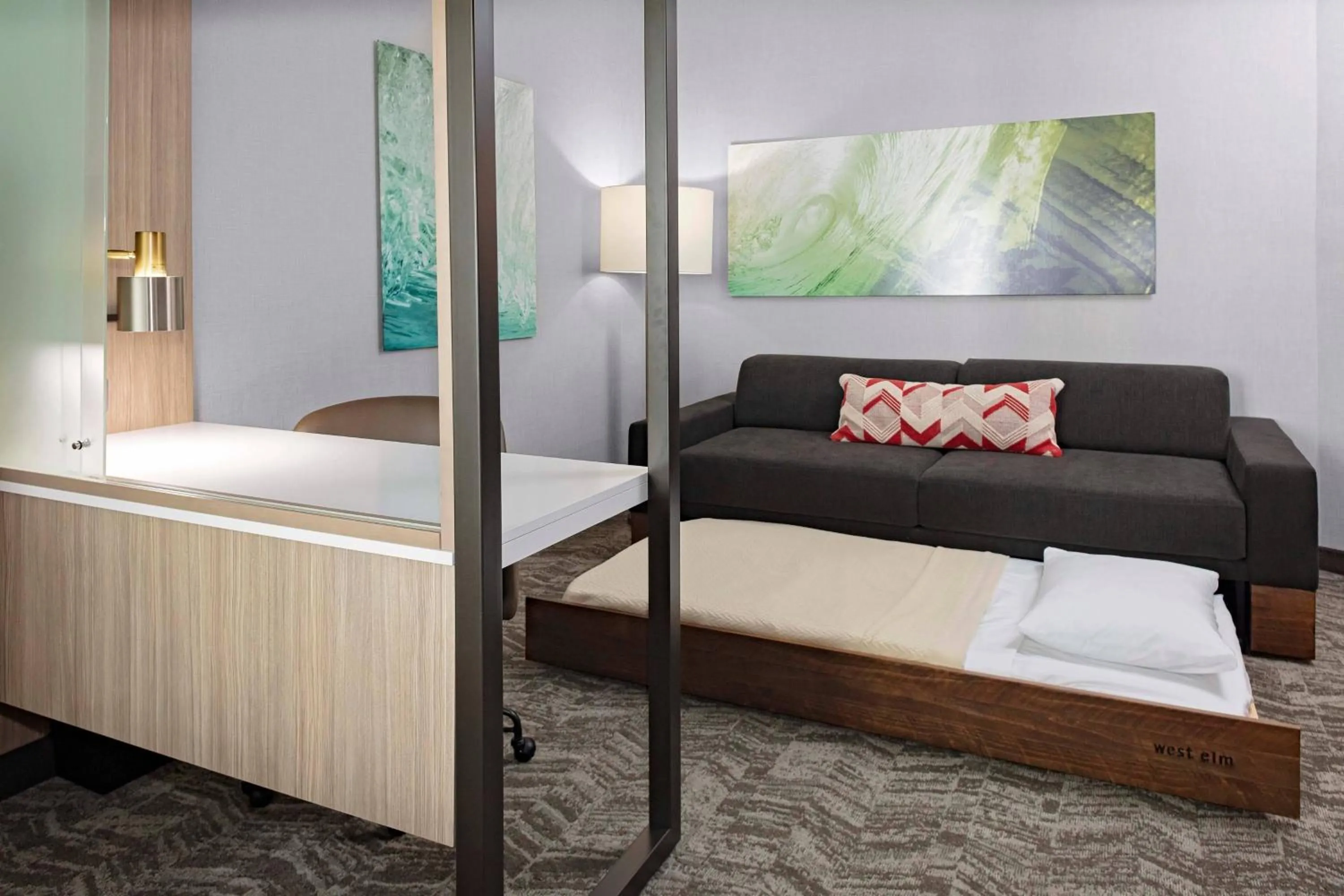 Photo of the whole room, Bed in SpringHill Suites by Marriott Kansas City Plaza