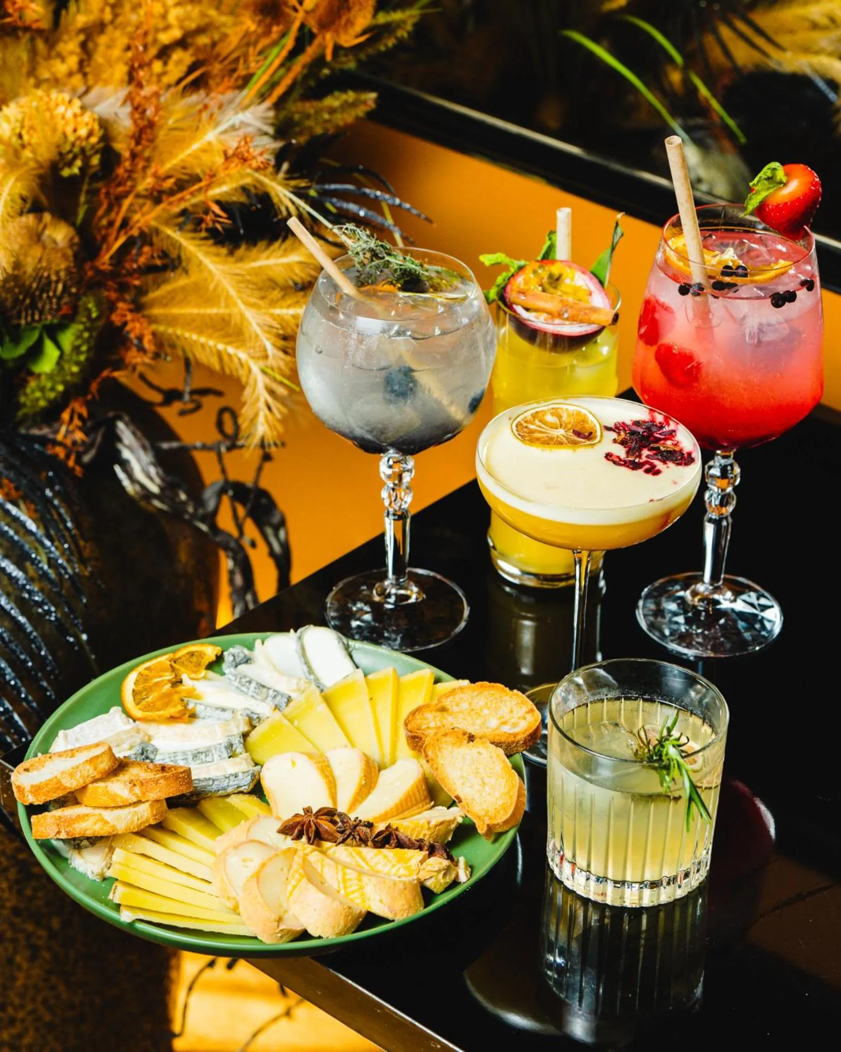 Lounge or bar in Hôtel Carlton Lille