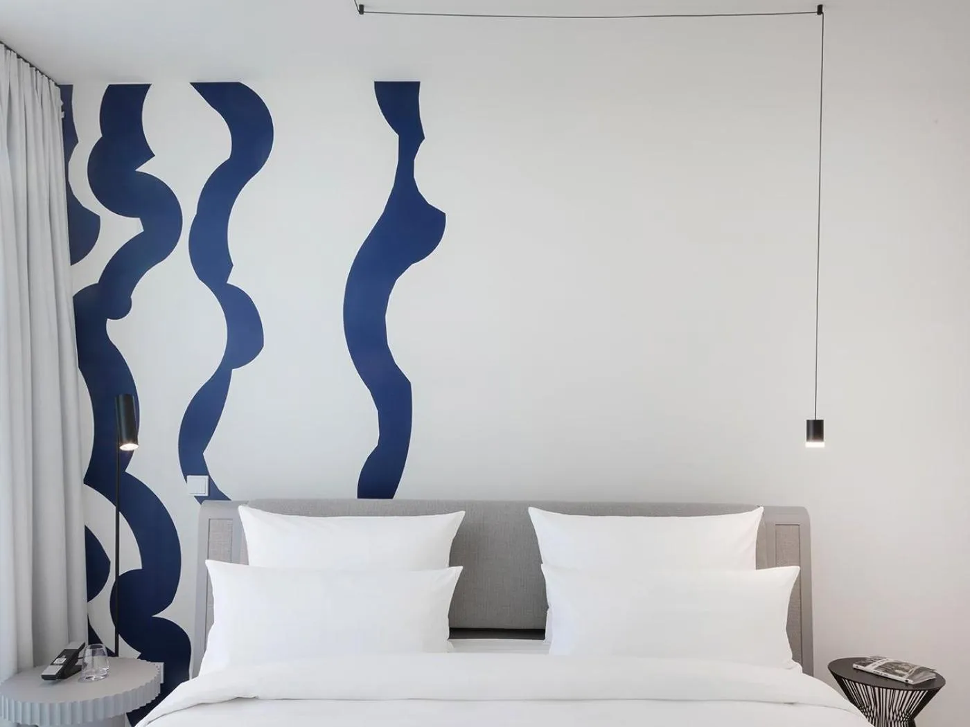 Bed in KPM Hotel & Residences Berlin, a Member of Design Hotels