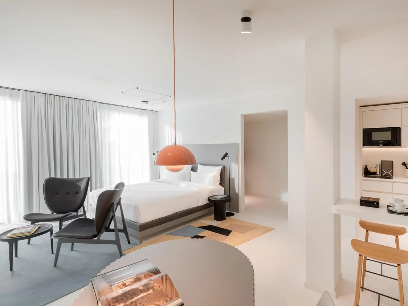 Photo of the whole room, Bed in KPM Hotel & Residences Berlin, a Member of Design Hotels