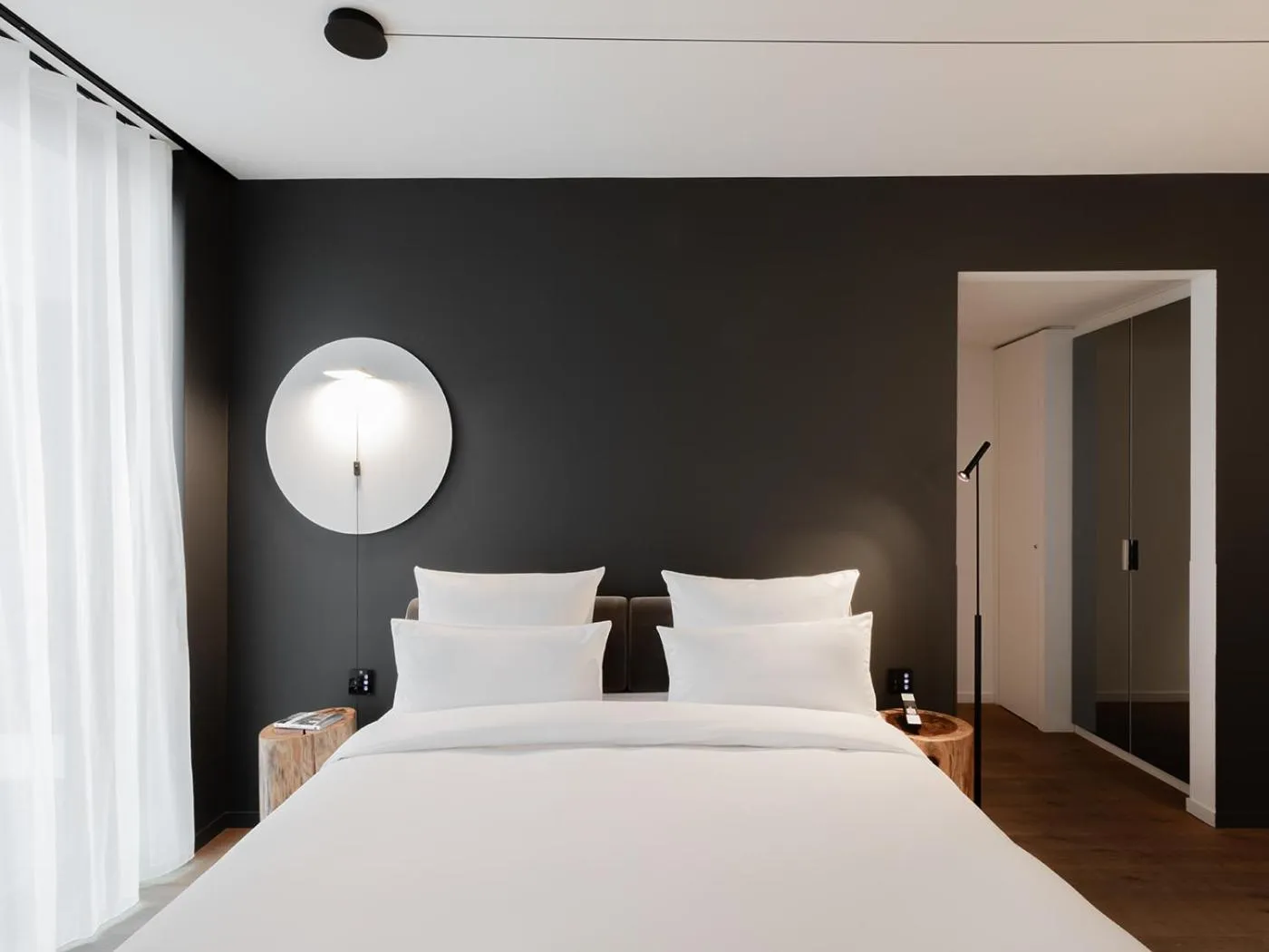 Bed in KPM Hotel & Residences Berlin, a Member of Design Hotels