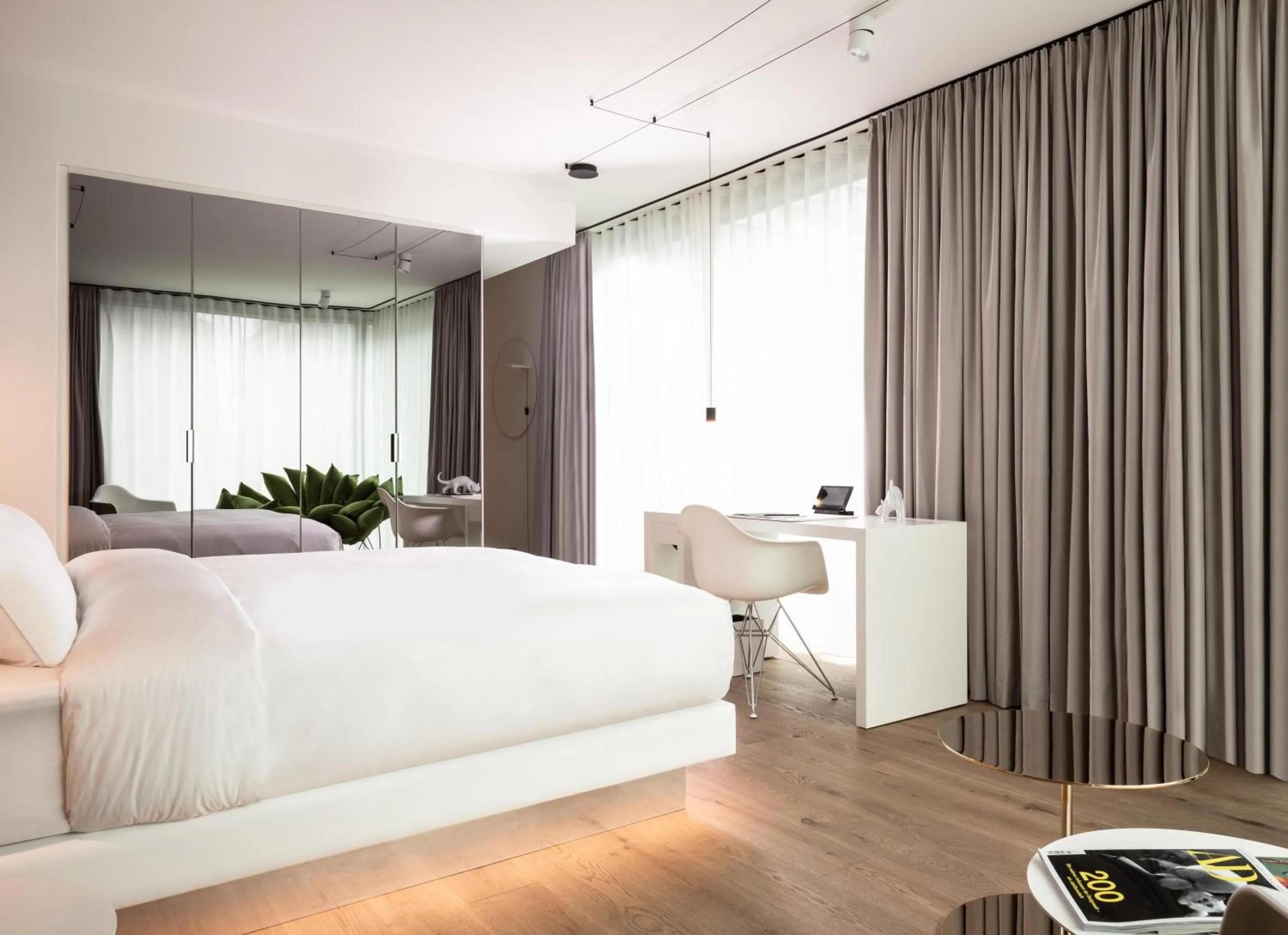 Photo of the whole room, Bed in KPM Hotel & Residences Berlin, a Member of Design Hotels