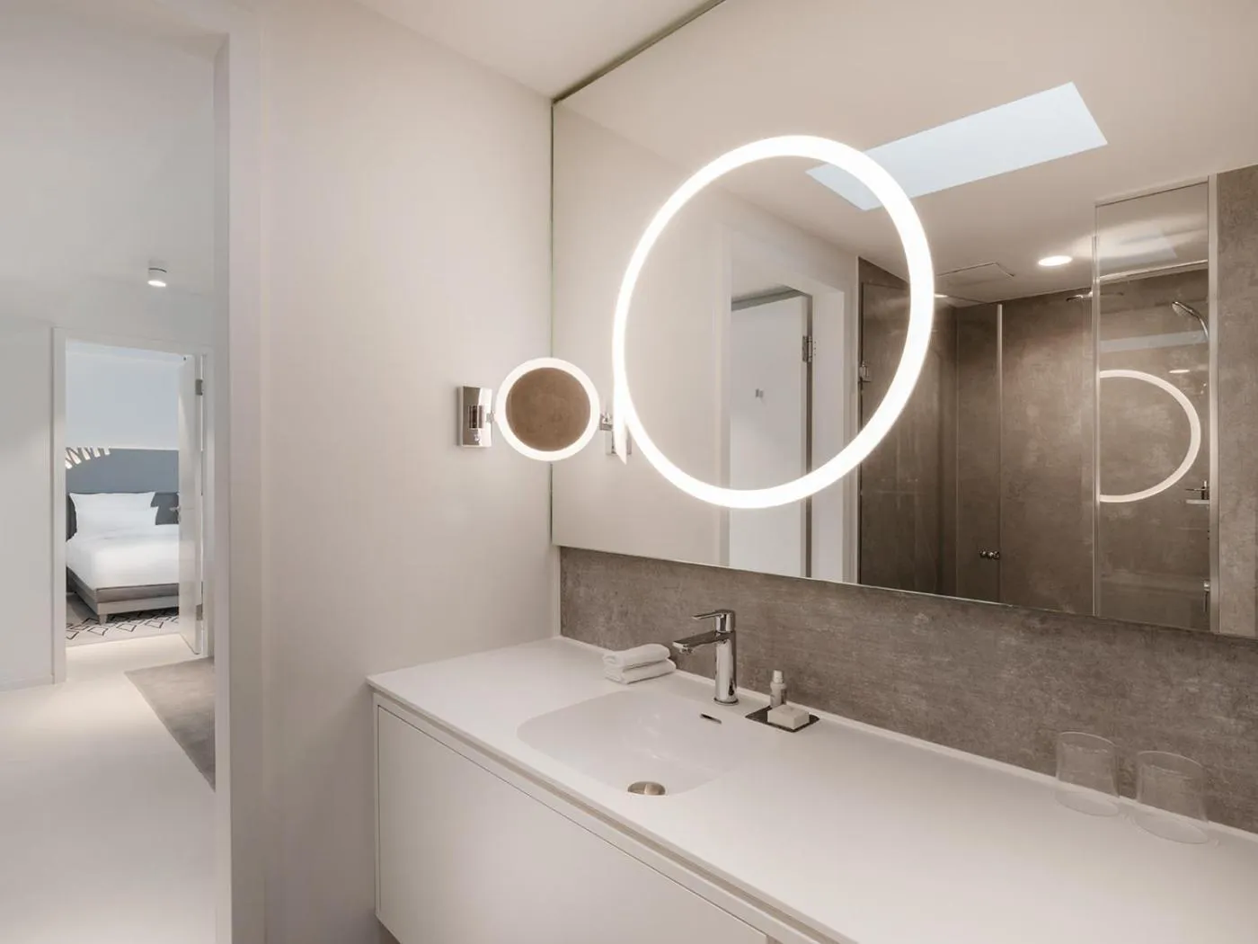 Bathroom in KPM Hotel & Residences Berlin, a Member of Design Hotels