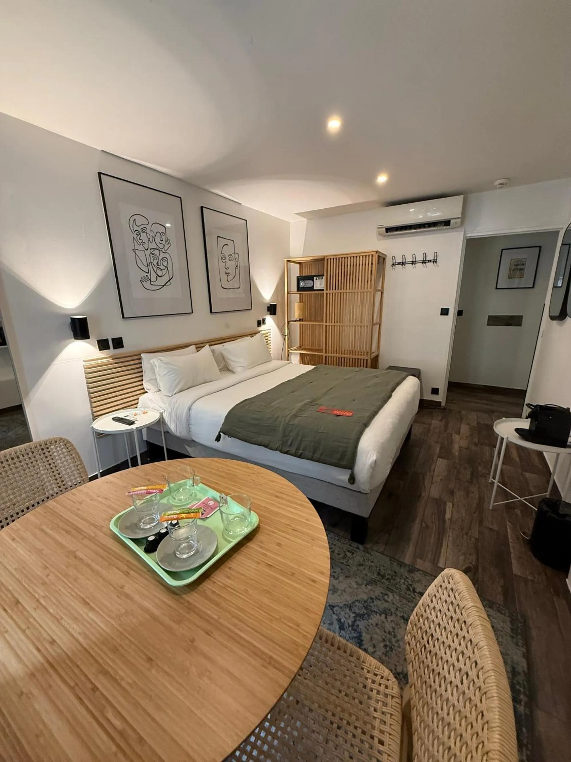 Bedroom, Bed in Hotel de Berne