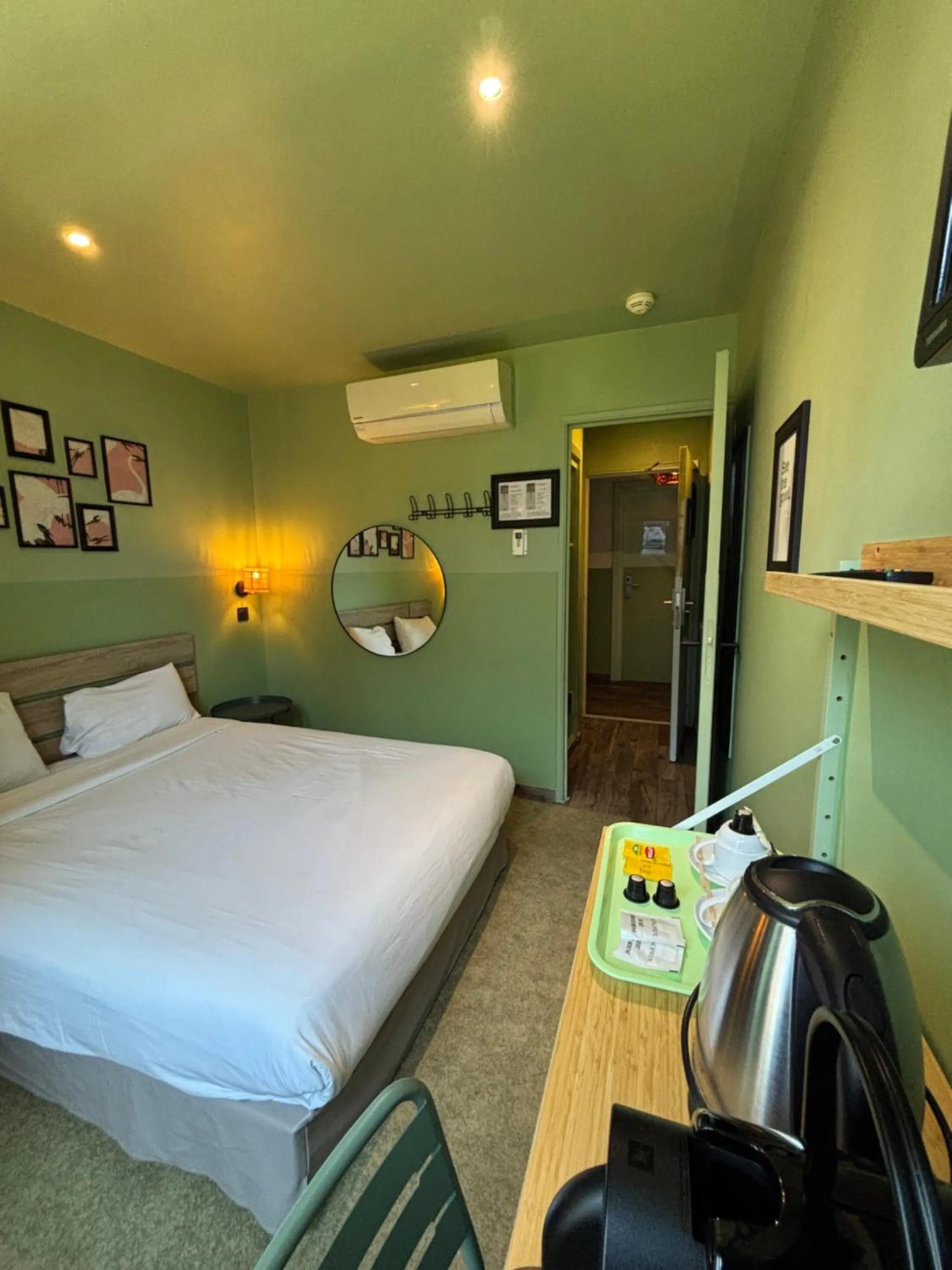 Bed in Hotel de Berne