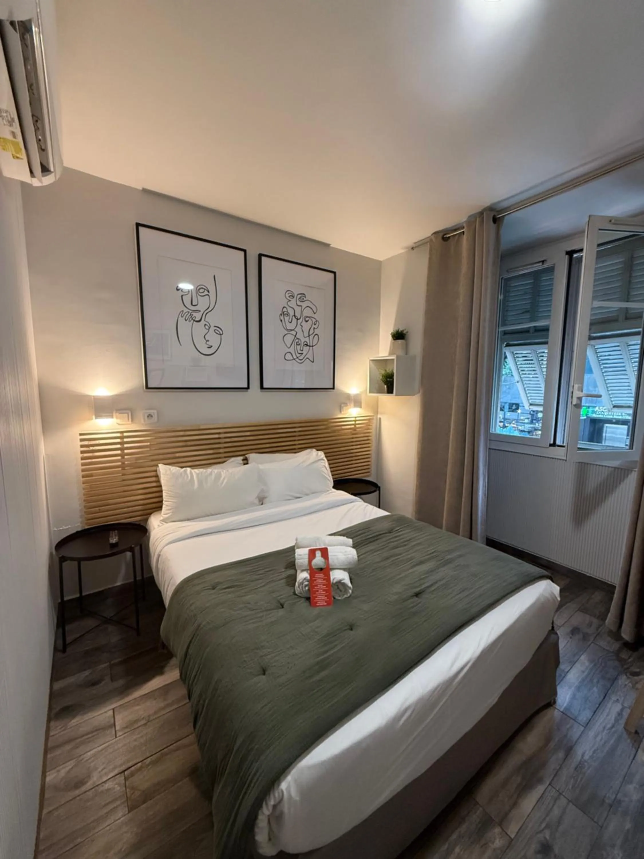 Bedroom, Bed in Hotel de Berne