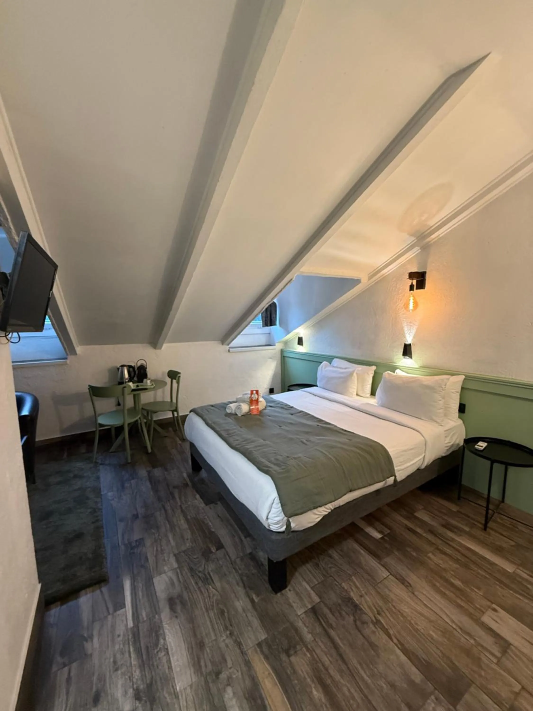 Bed in Hotel de Berne