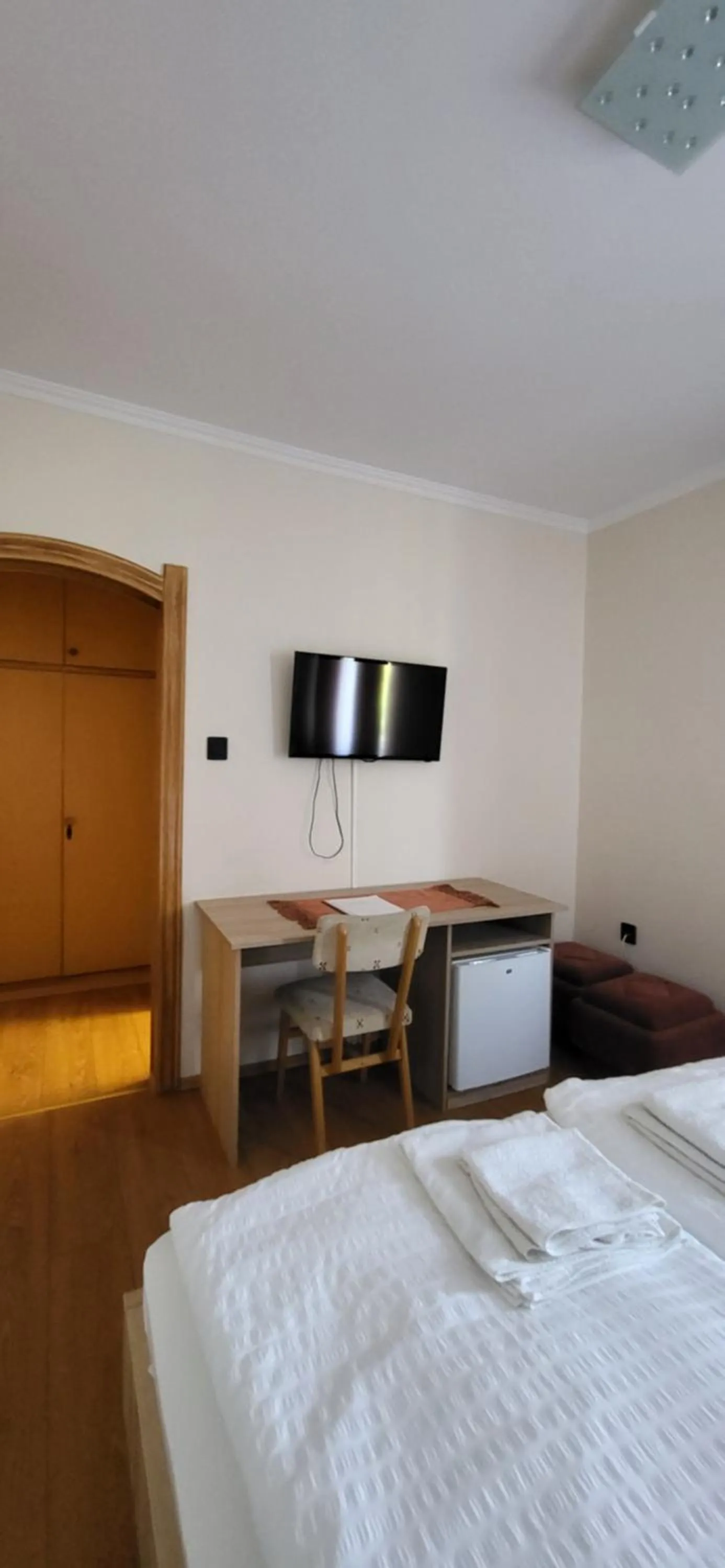 Bed in Hotel Orchidea