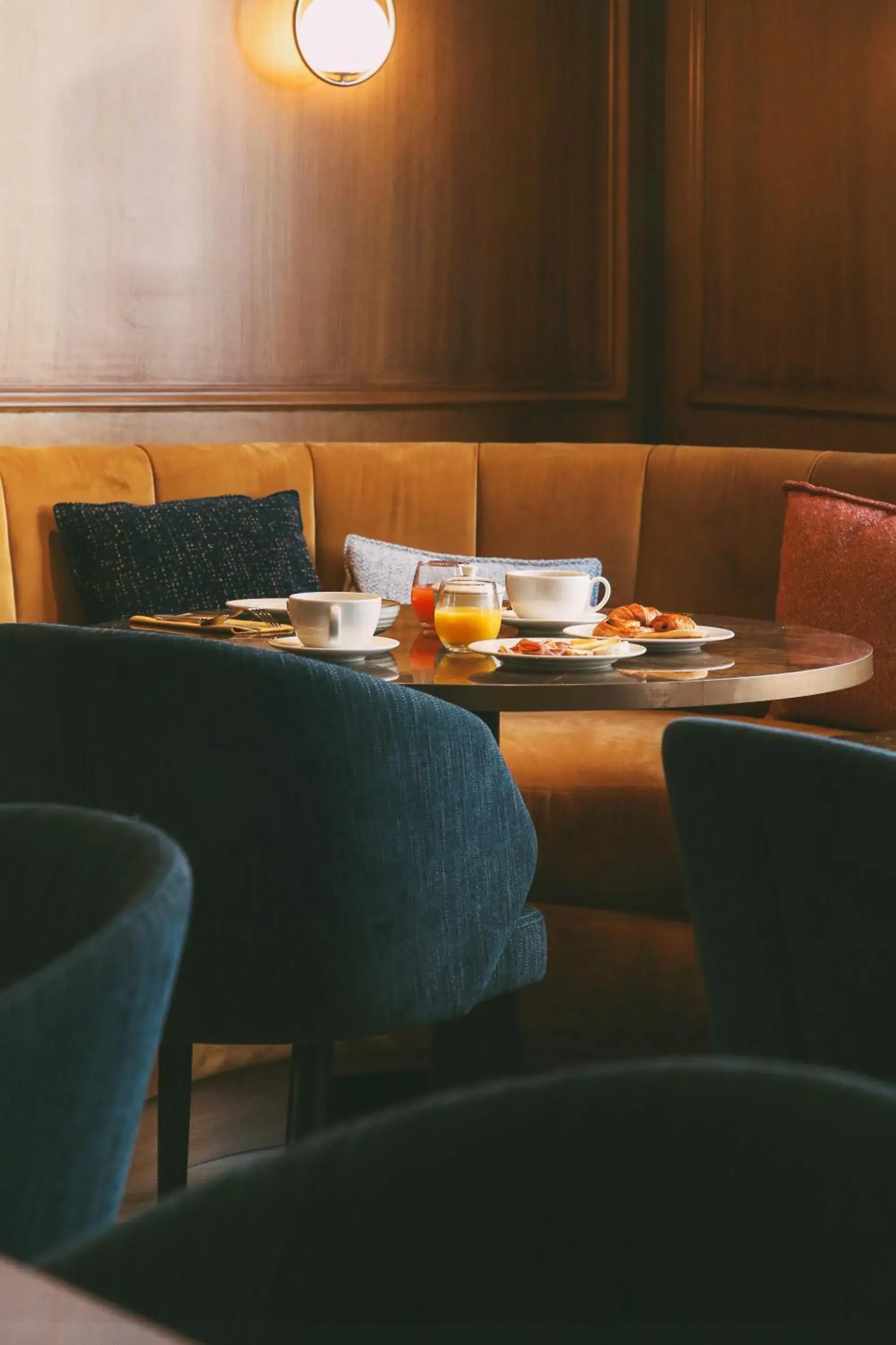 Lounge or bar in Grand Hotel Bellevue - Grand Place Lounge or bar in Grand Hotel Bellevue - Grand Place