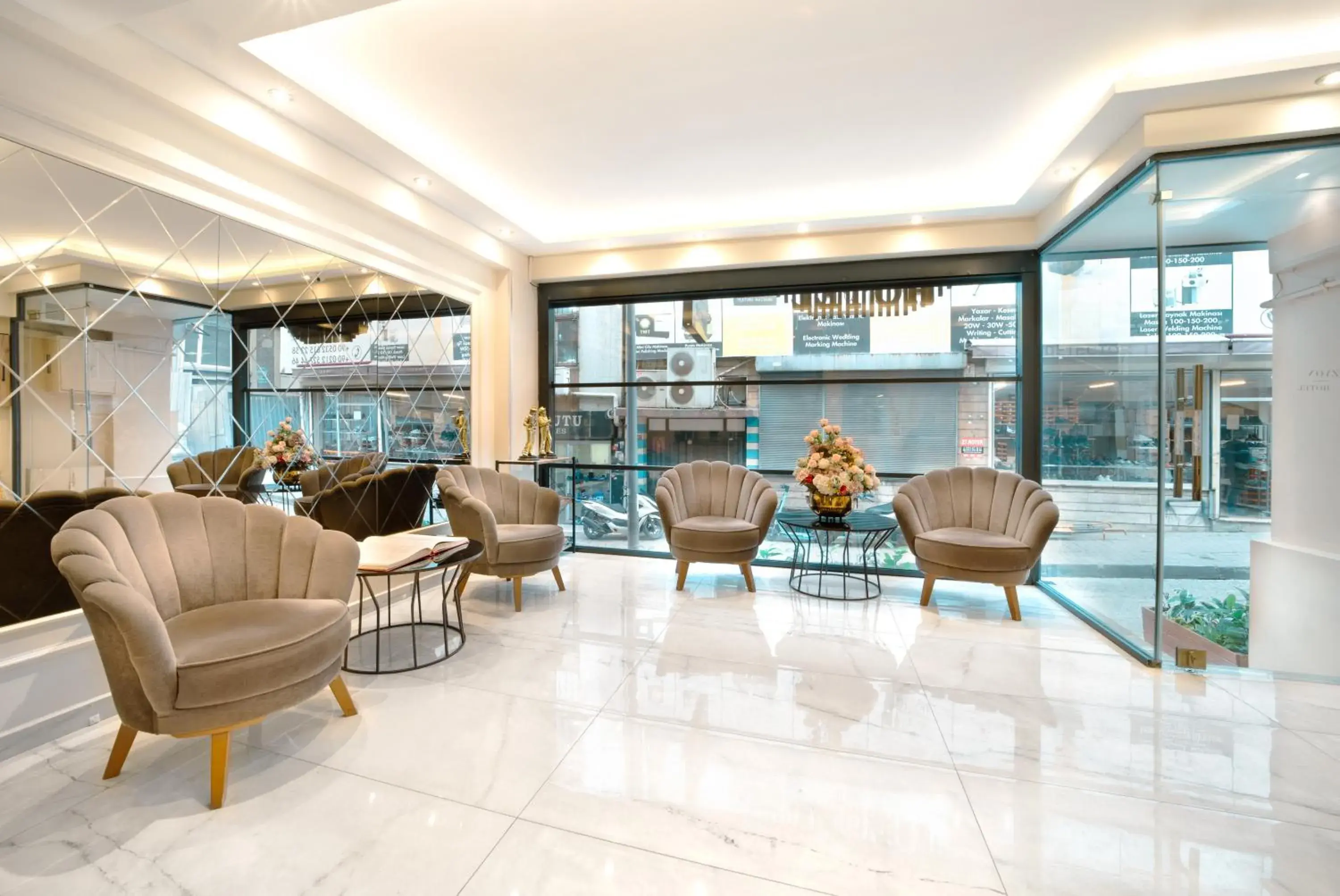 Lobby or reception in Vizyon Hotel - Old City Lobby or reception in Vizyon Hotel - Old City