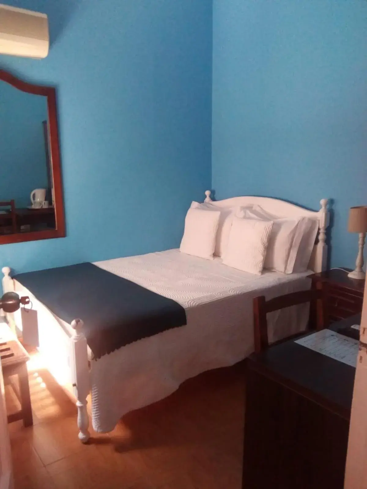 Single Room with Private Bathroom in Casa Belmonte Single Room with Private Bathroom in Casa Belmonte
