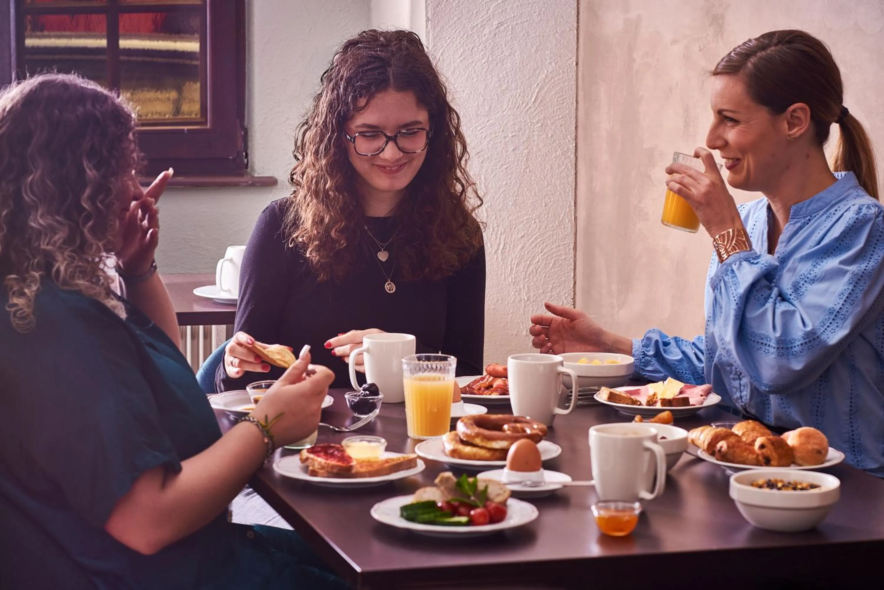 Breakfast in Hôtel de l'Europe by HappyCulture