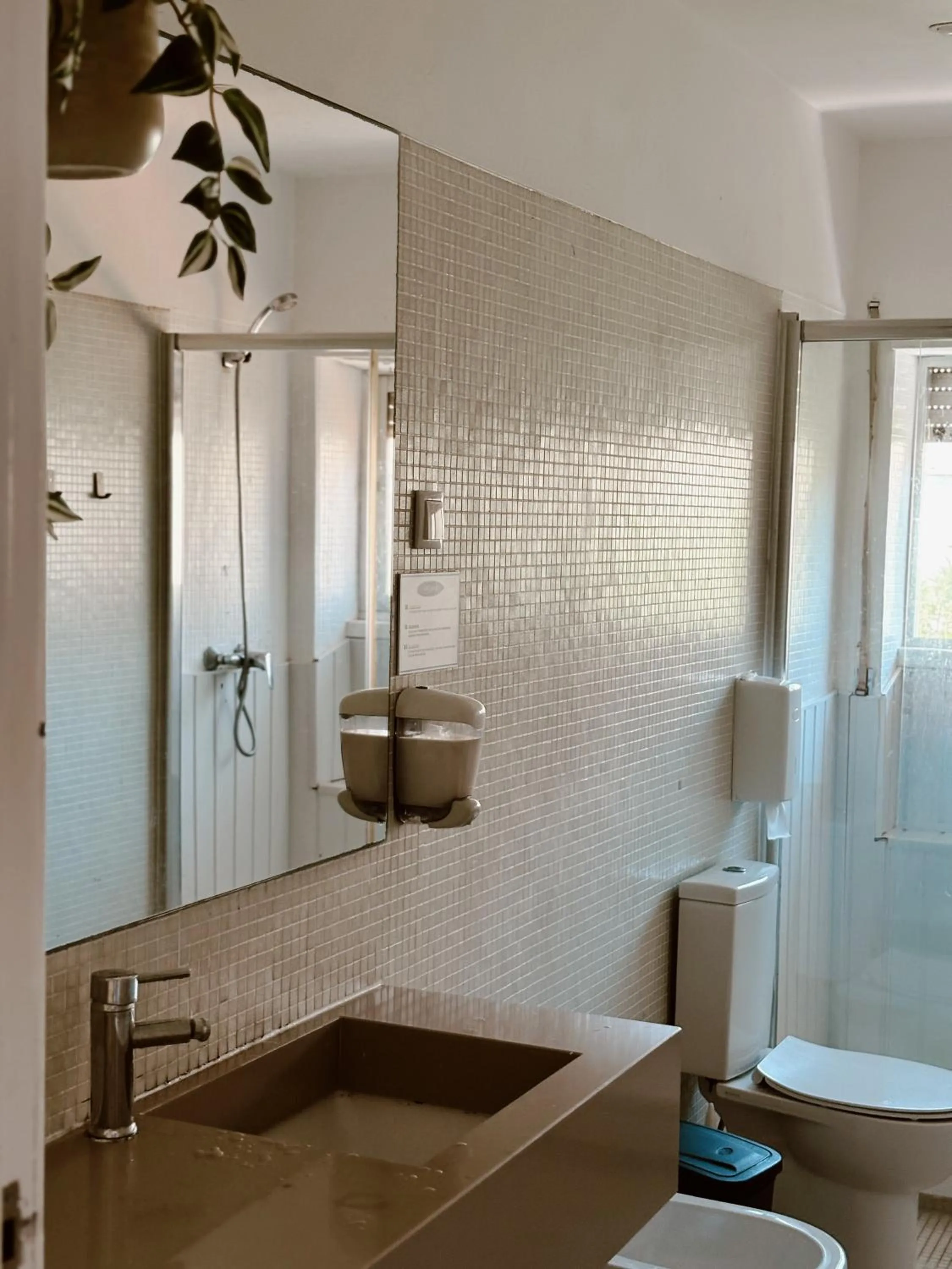 Carcavelos Surf Hostel Beach