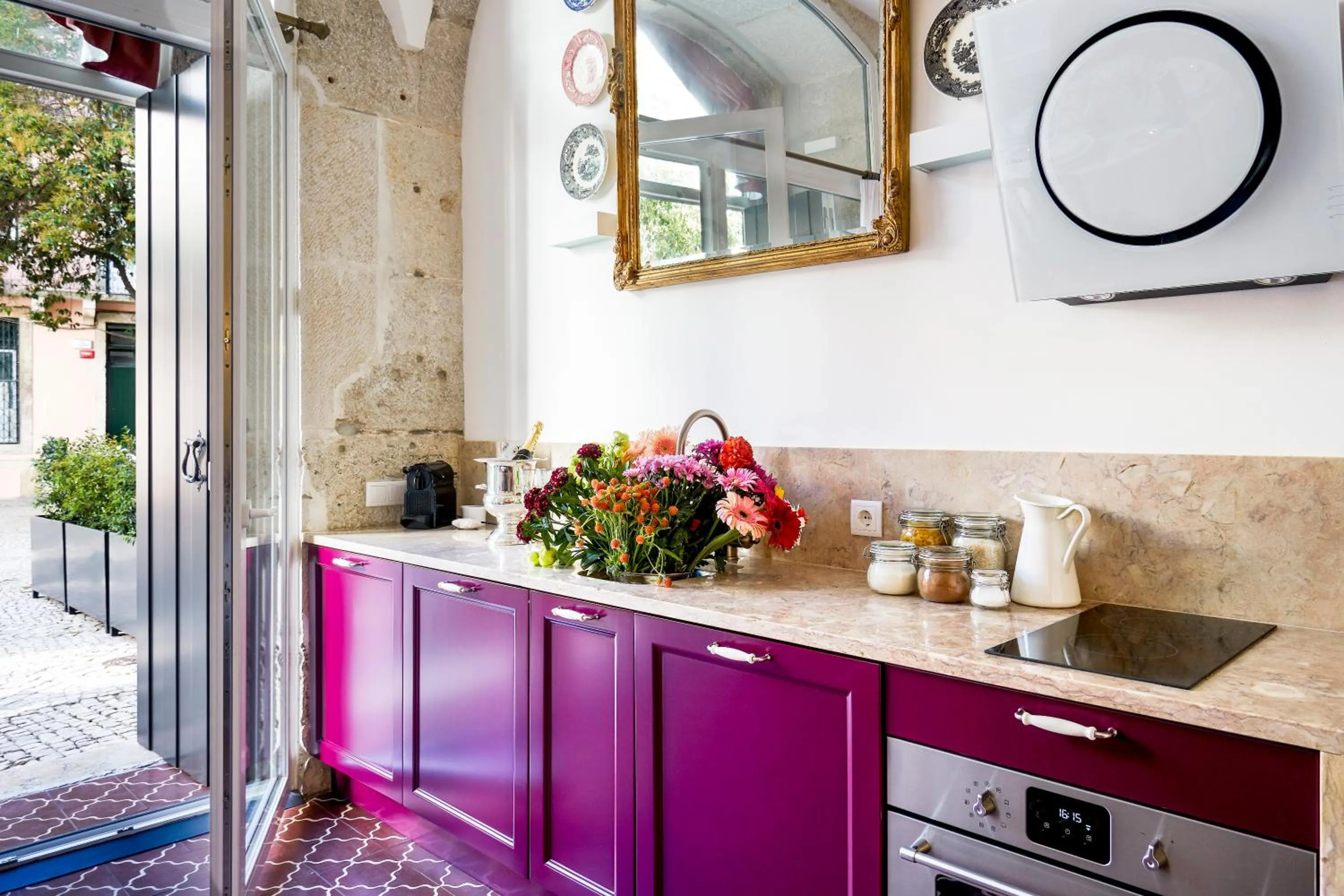 Patio in Residentas Apostolos