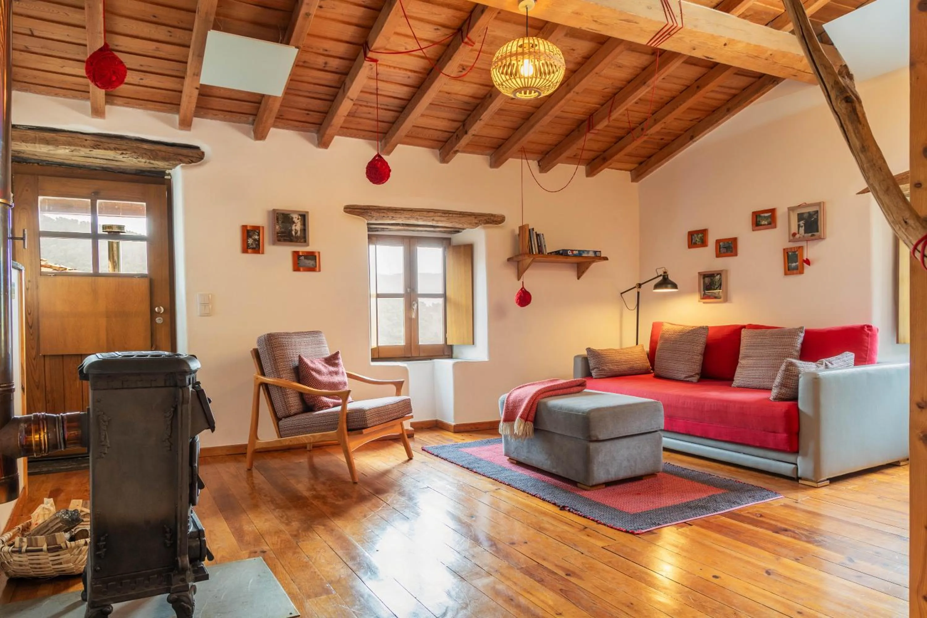 Living room in Cerdeira - Home for Creativity