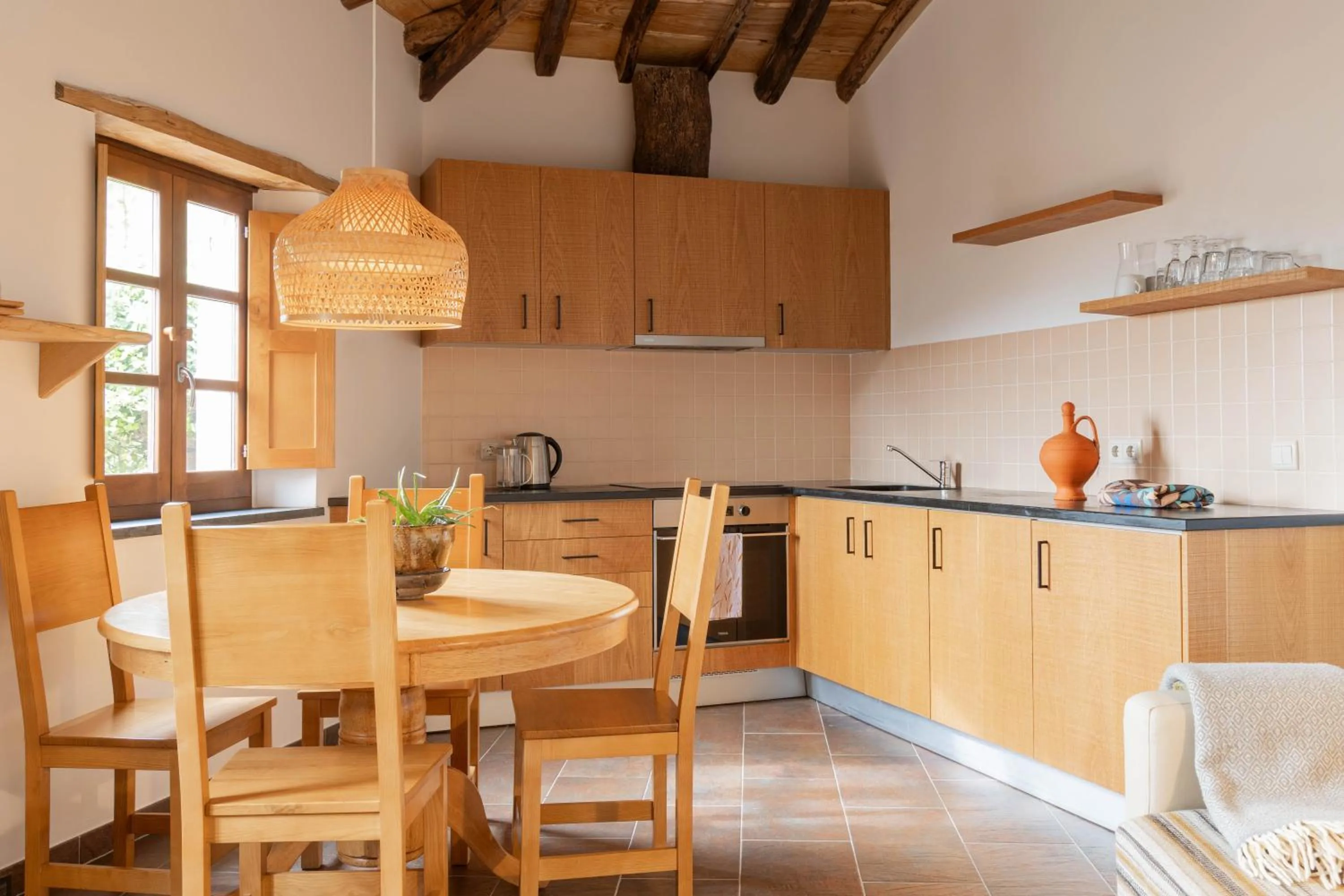 Dining area in Cerdeira - Home for Creativity