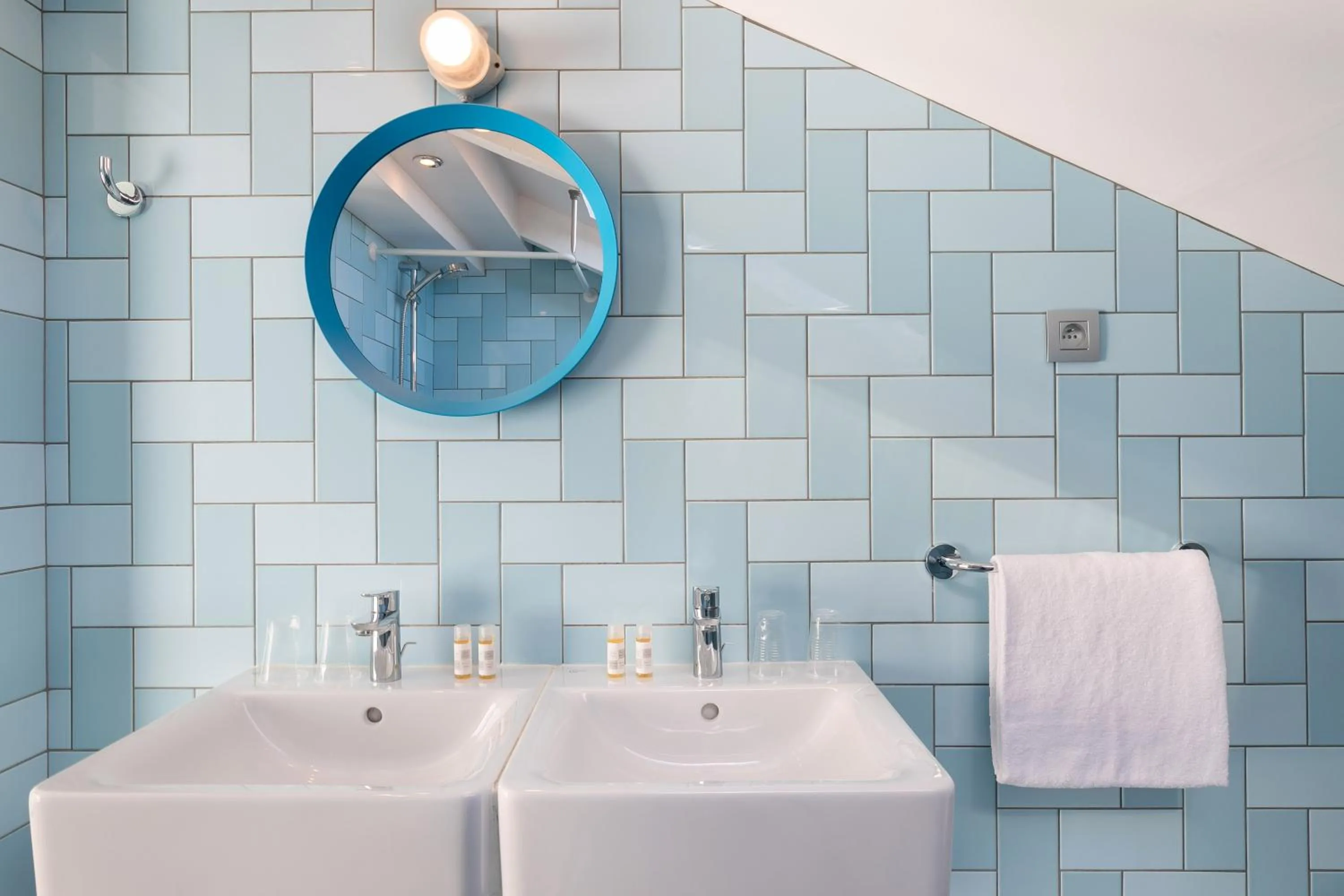 Bathroom in Hostel Ozz Nice