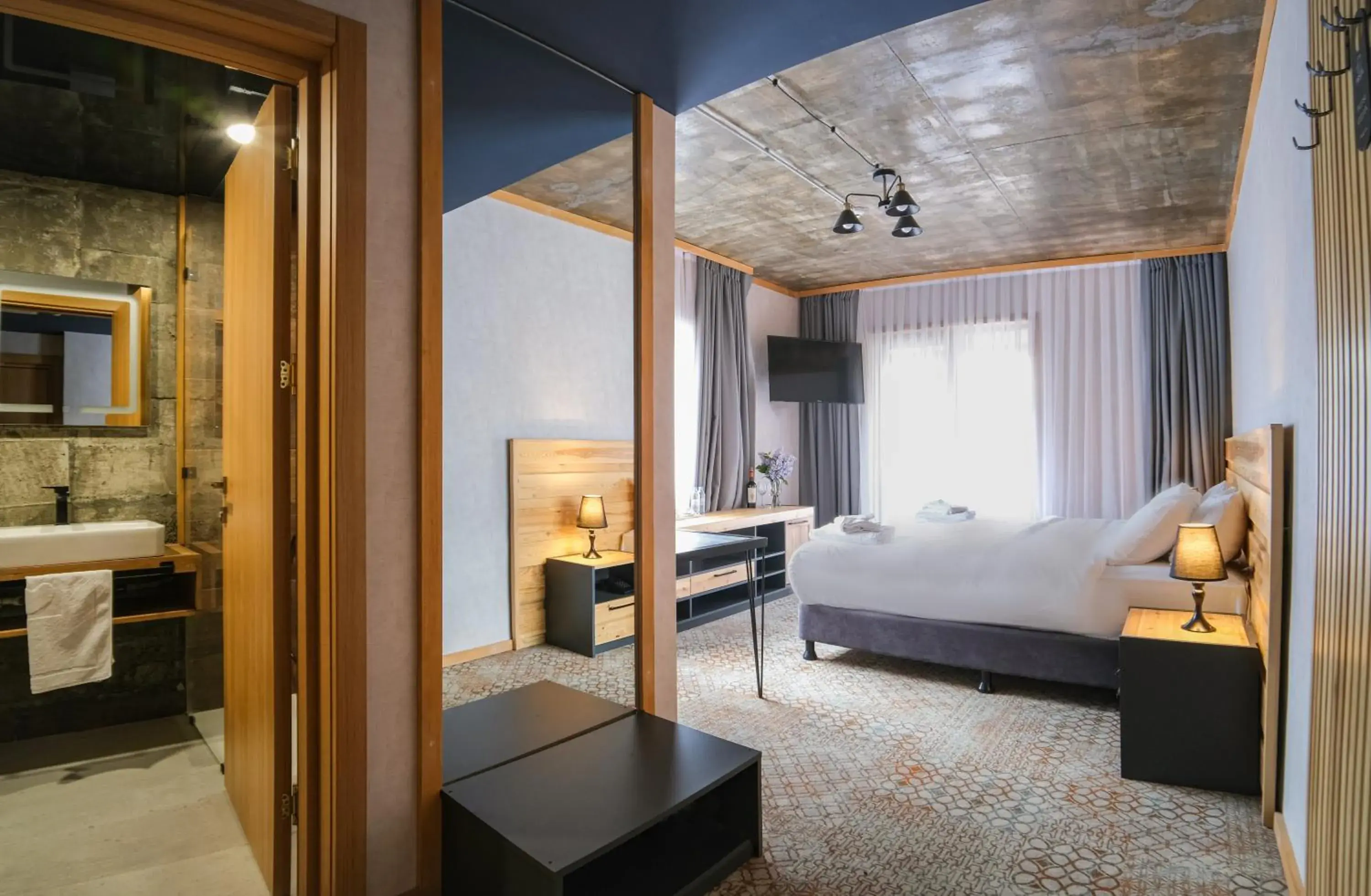 Deluxe Double or Twin Room with Balcony - single occupancy in Hotel Posta Deluxe Double or Twin Room with Balcony - single occupancy in Hotel Posta