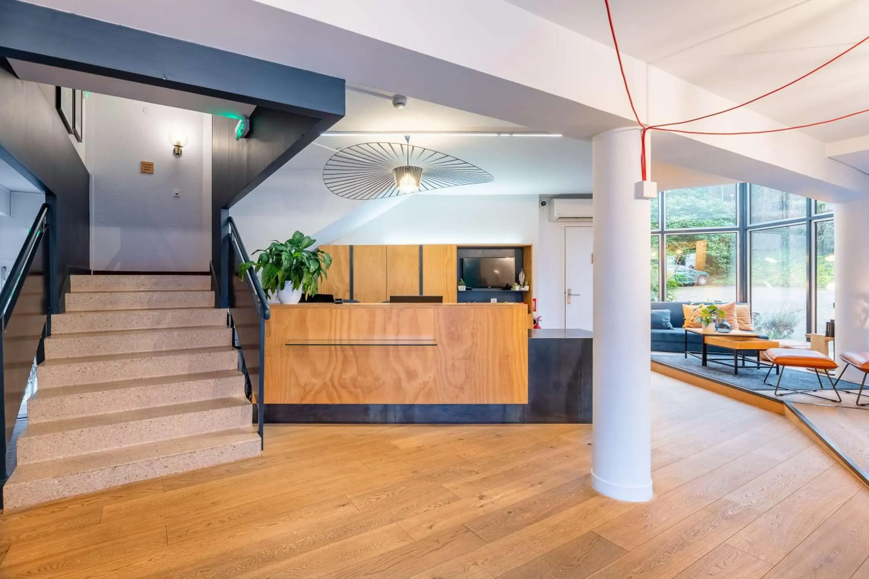 Lobby or reception in Best Western Bridge Hotel Lyon East Lobby or reception in Best Western Bridge Hotel Lyon East