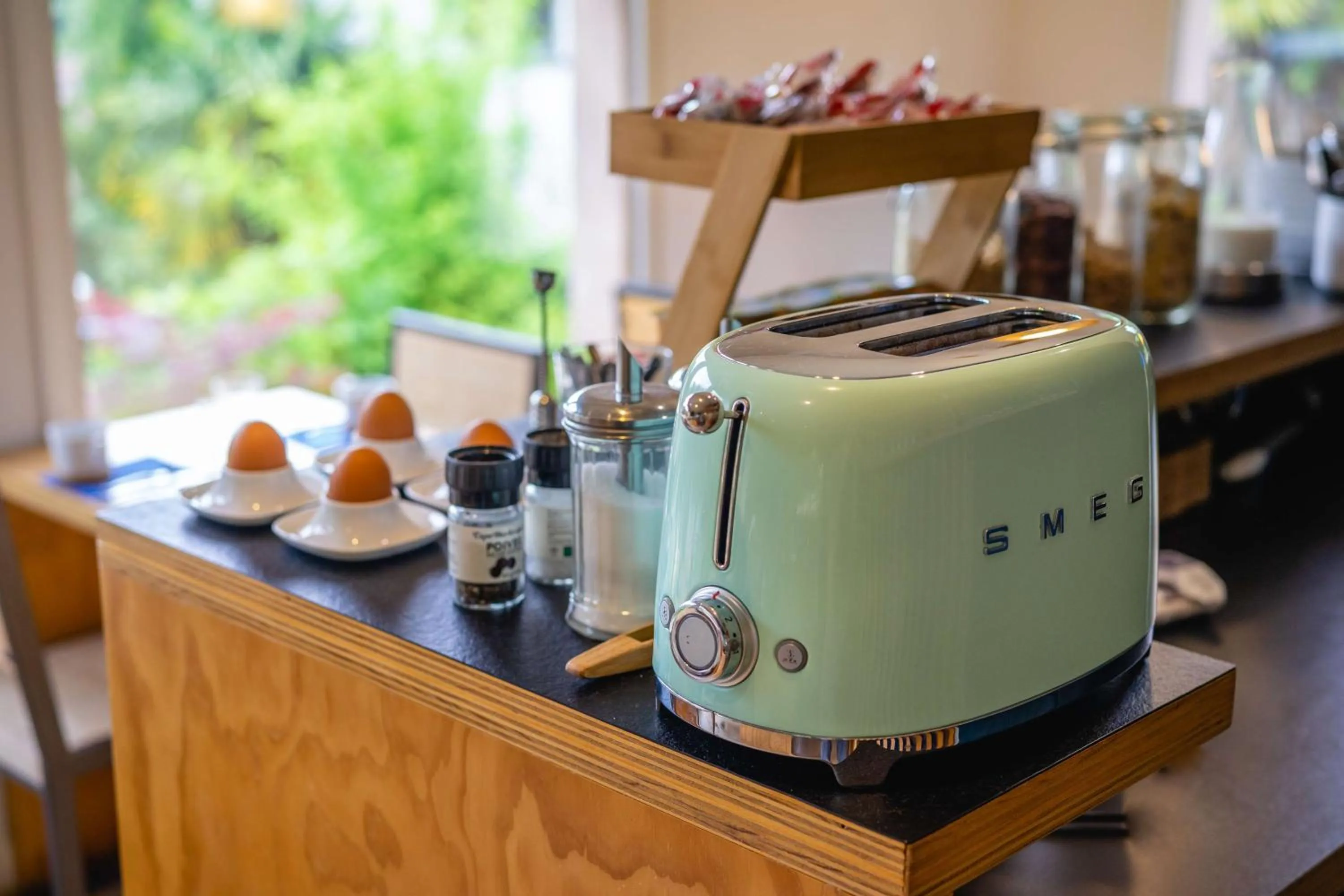 Food and drinks in Best Western Bridge Hotel Lyon East