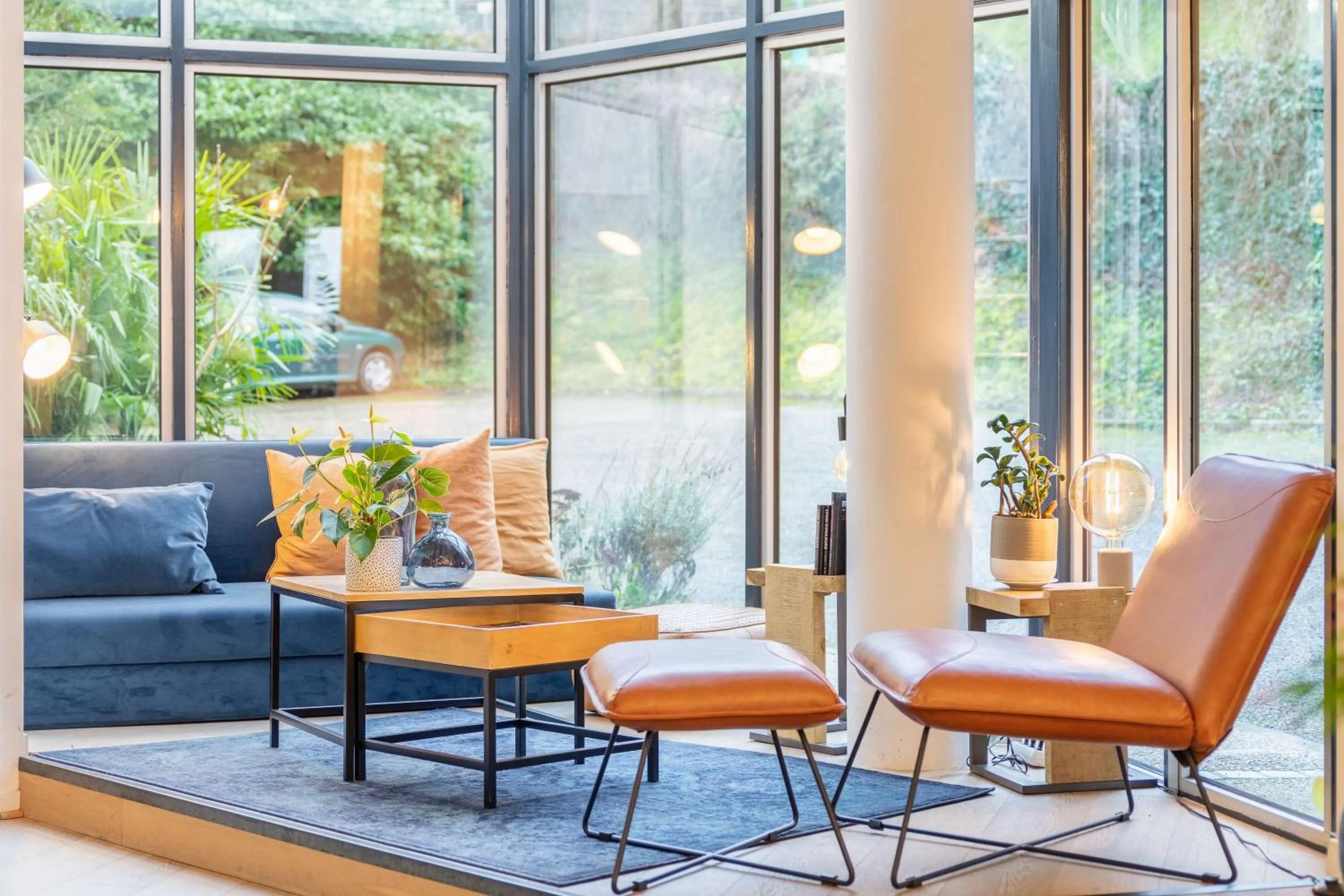 Lobby or reception in Best Western Bridge Hotel Lyon East