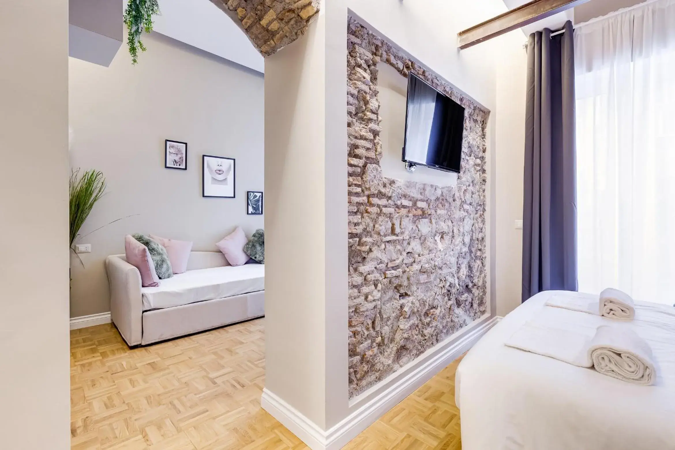 Living room, Bed in Tankara Suite Living room, Bed in Tankara Suite