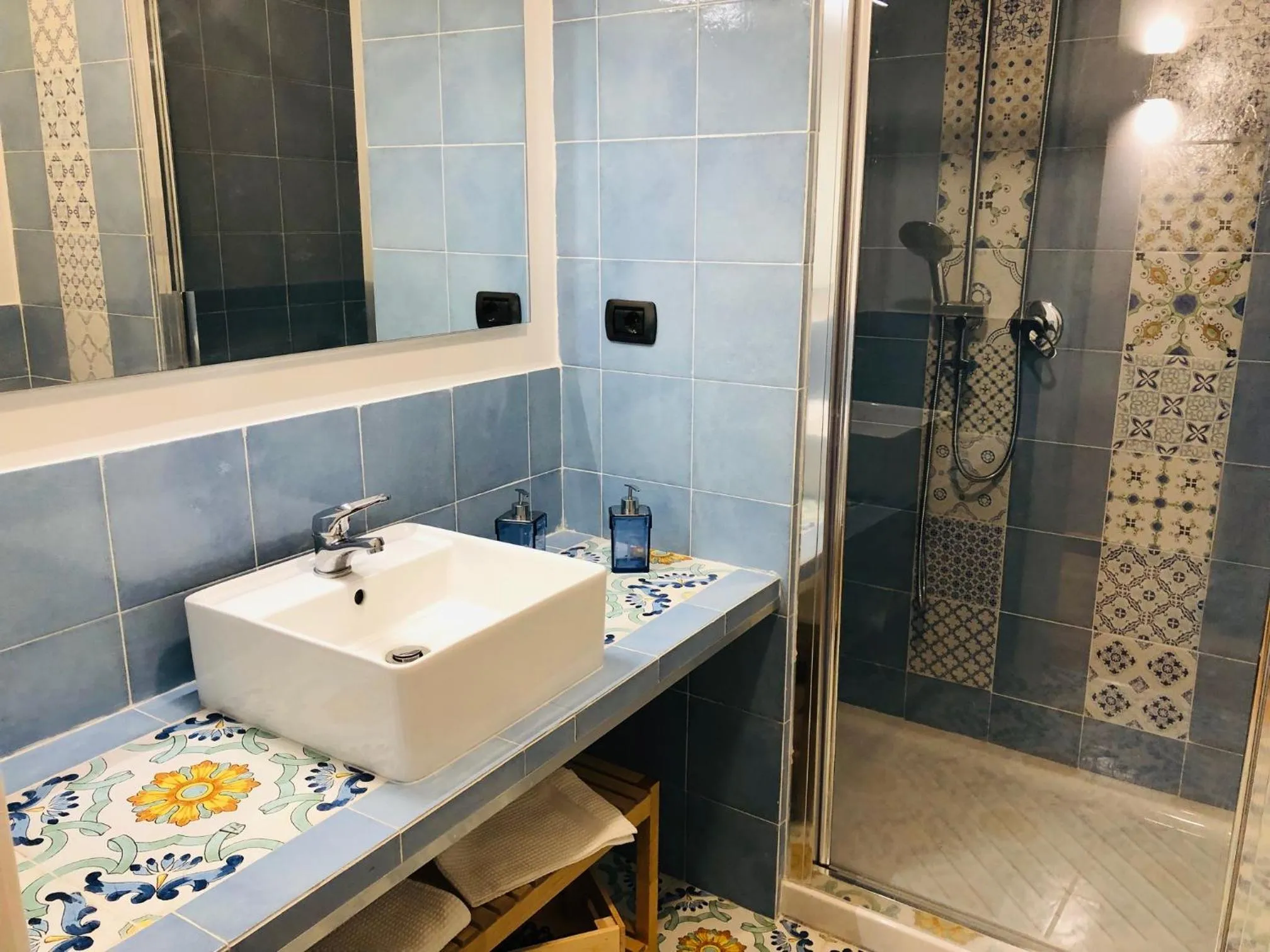 Shower in Domus Studio 25 bed & breakfast