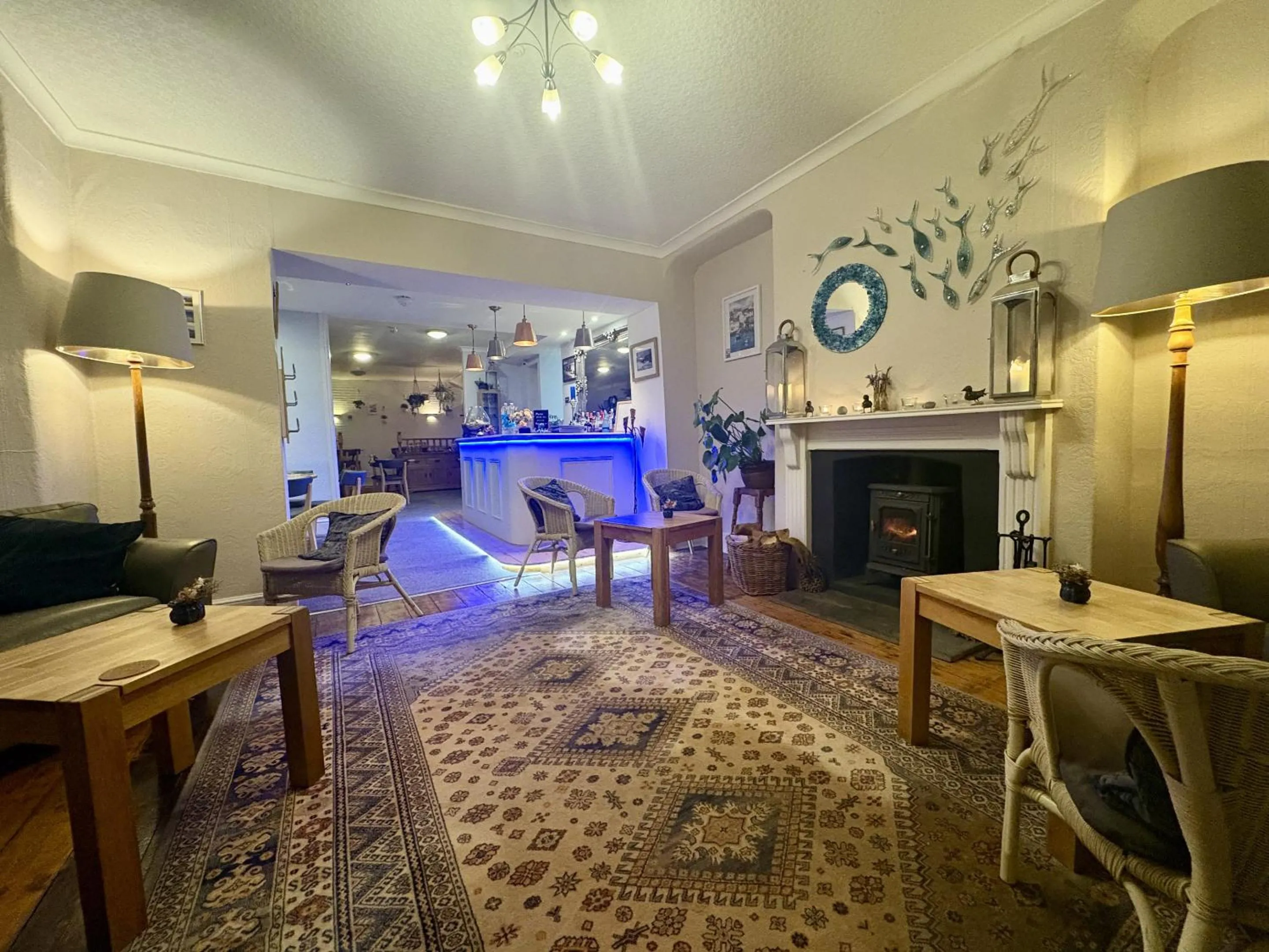 Living room in Penryn House Hotel