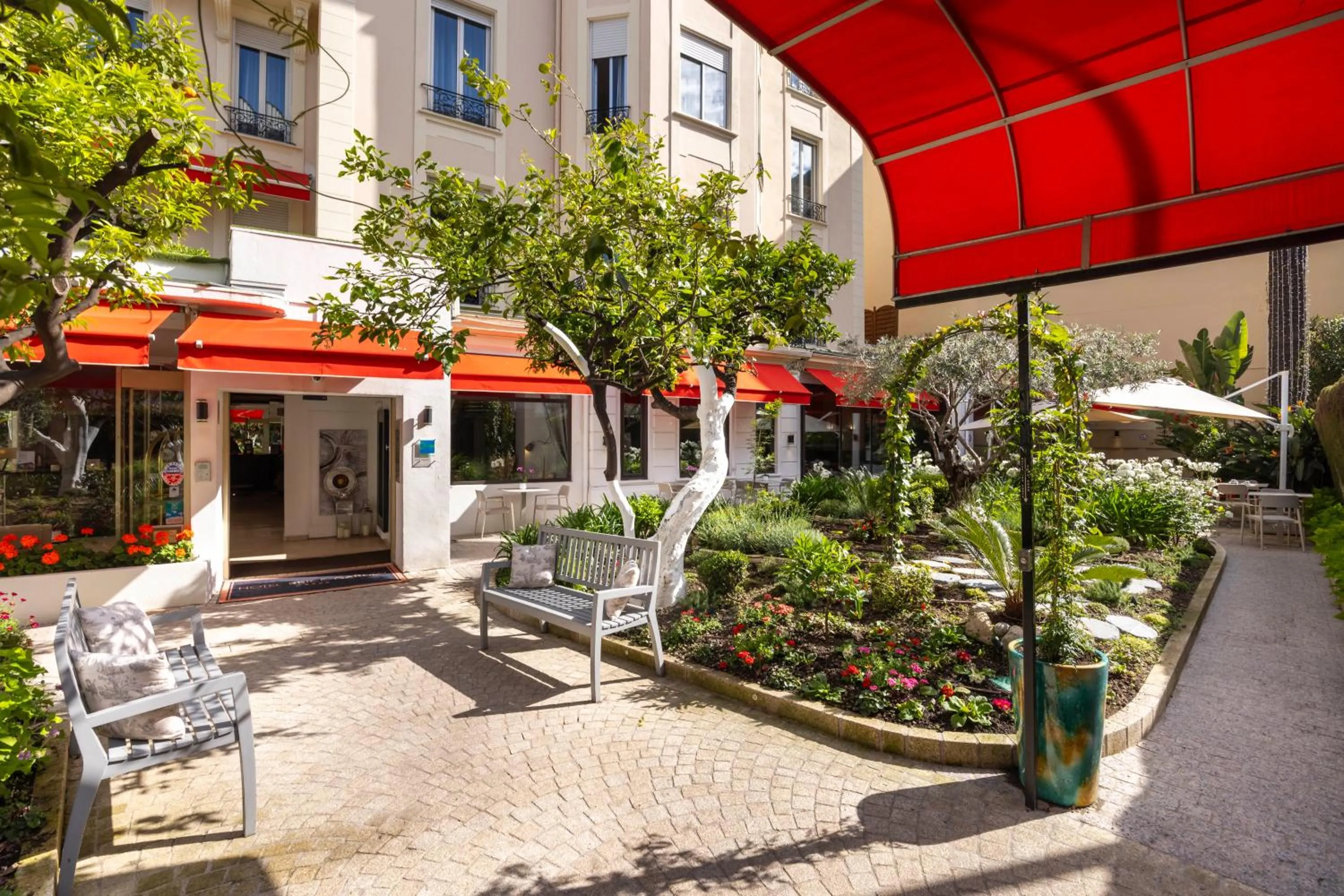 Garden in Best Western Plus Hôtel Brice Garden Nice