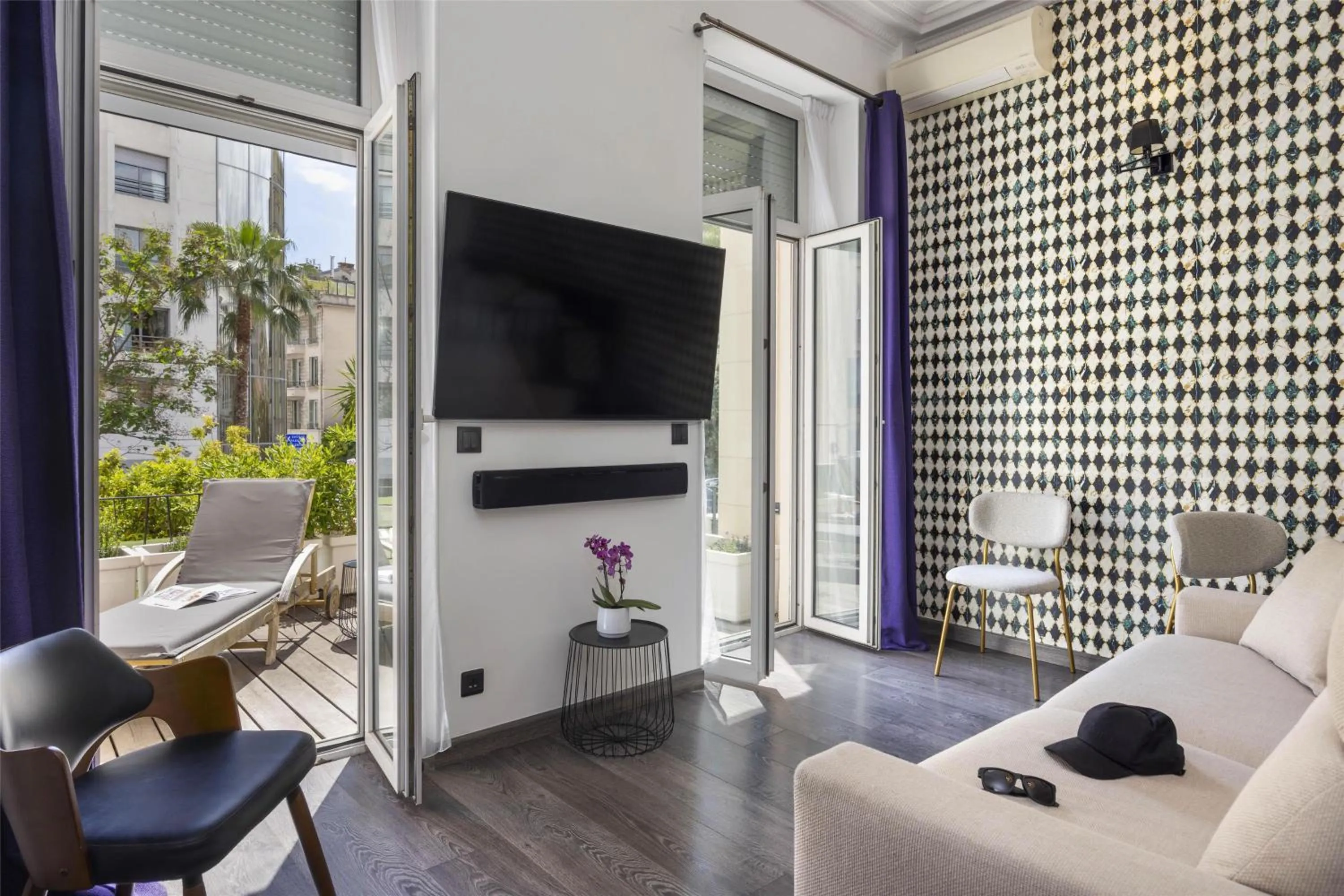 Photo of the whole room in Best Western Plus Hôtel Brice Garden Nice