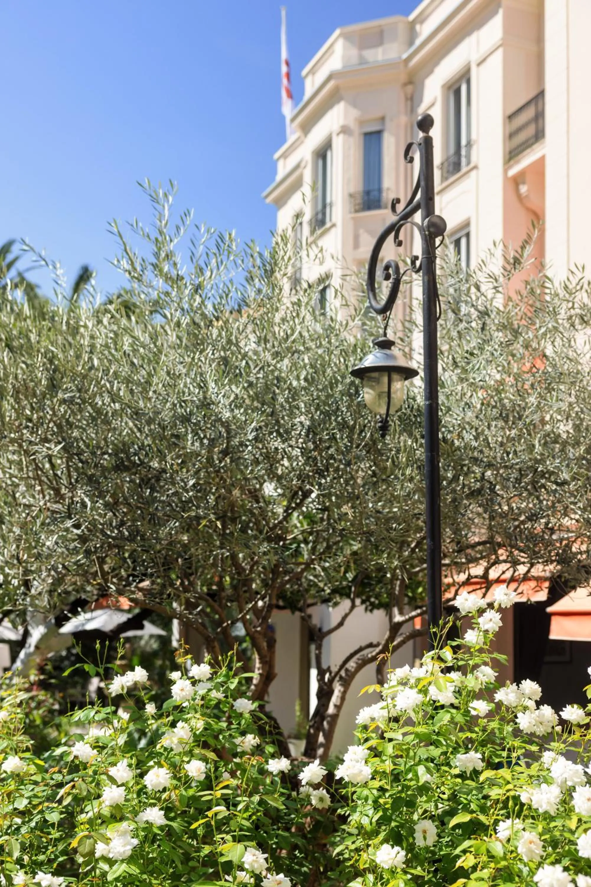 Day in Best Western Plus Hôtel Brice Garden Nice