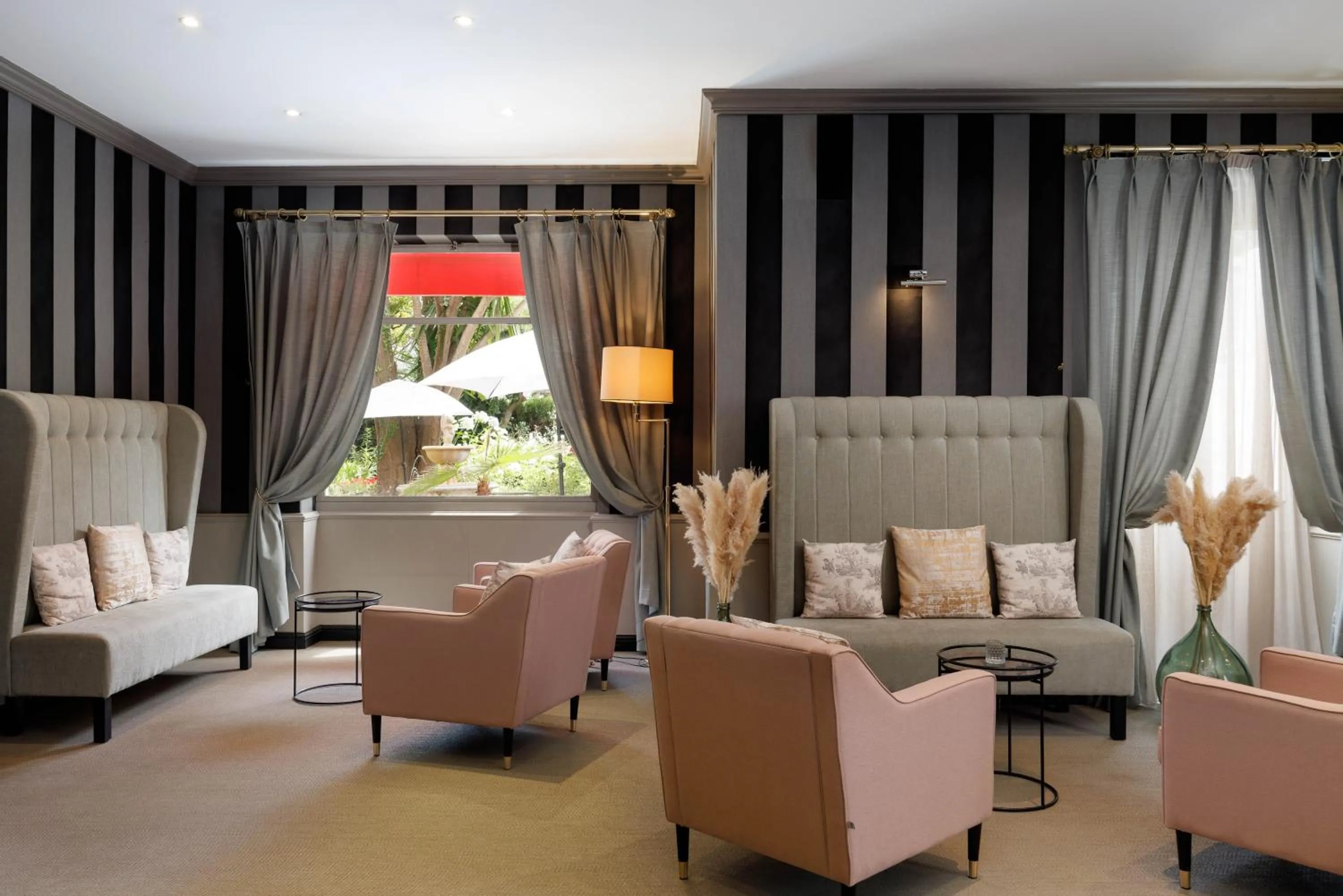 Living room in Best Western Plus Hôtel Brice Garden Nice