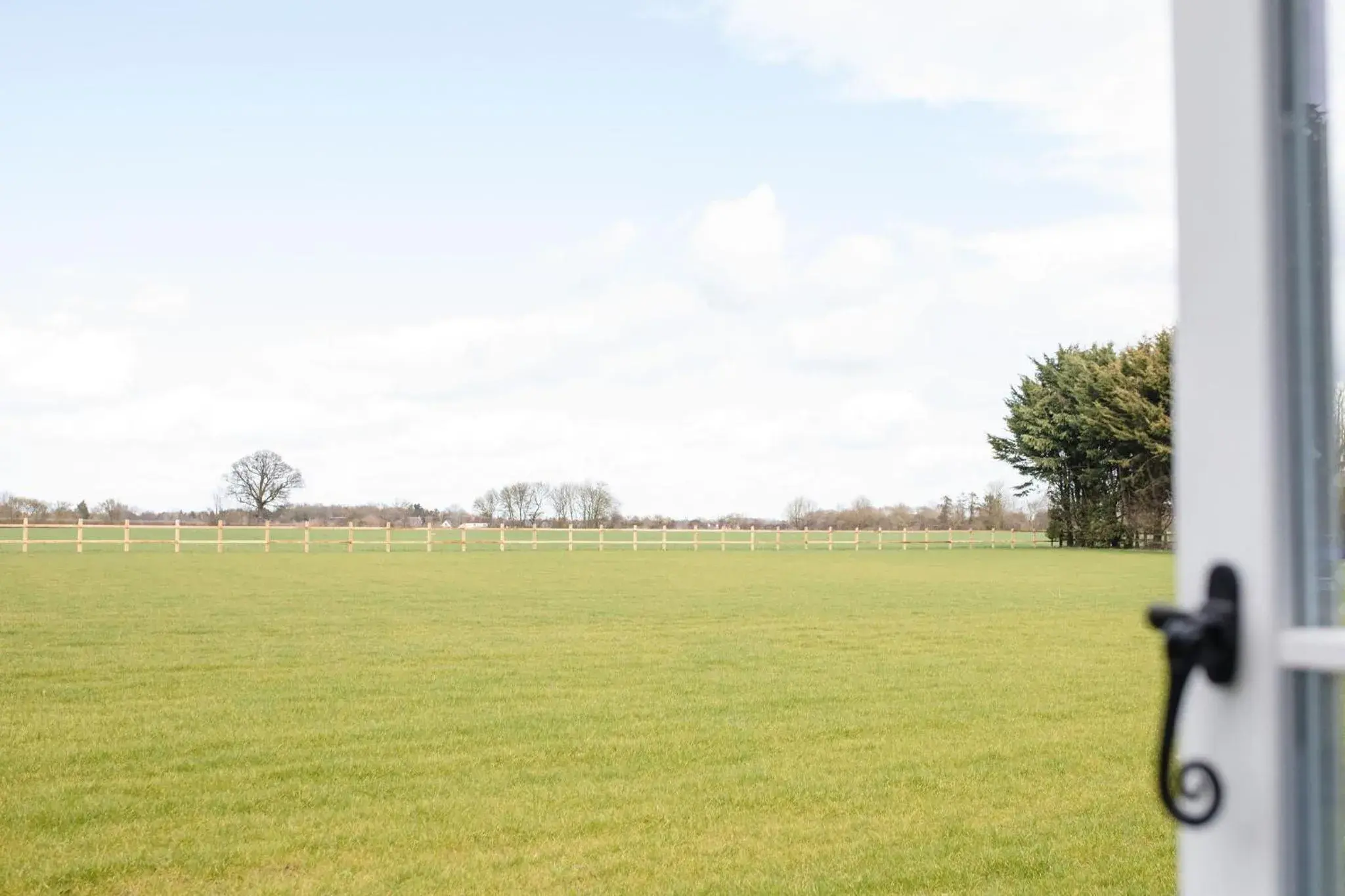 Deluxe Twin Room in The Kings Arms, Colchester A120 Deluxe Twin Room in The Kings Arms, Colchester A120