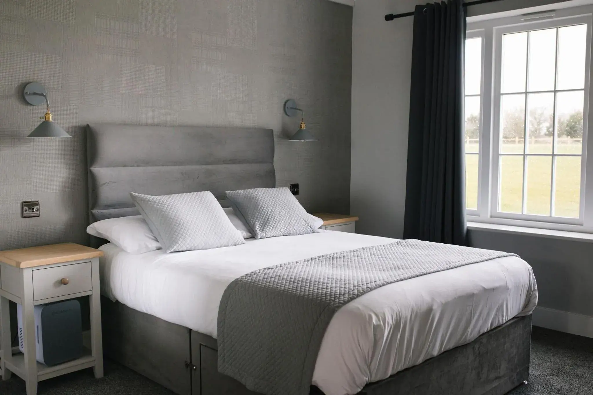 Deluxe King Room in The Kings Arms Deluxe King Room in The Kings Arms