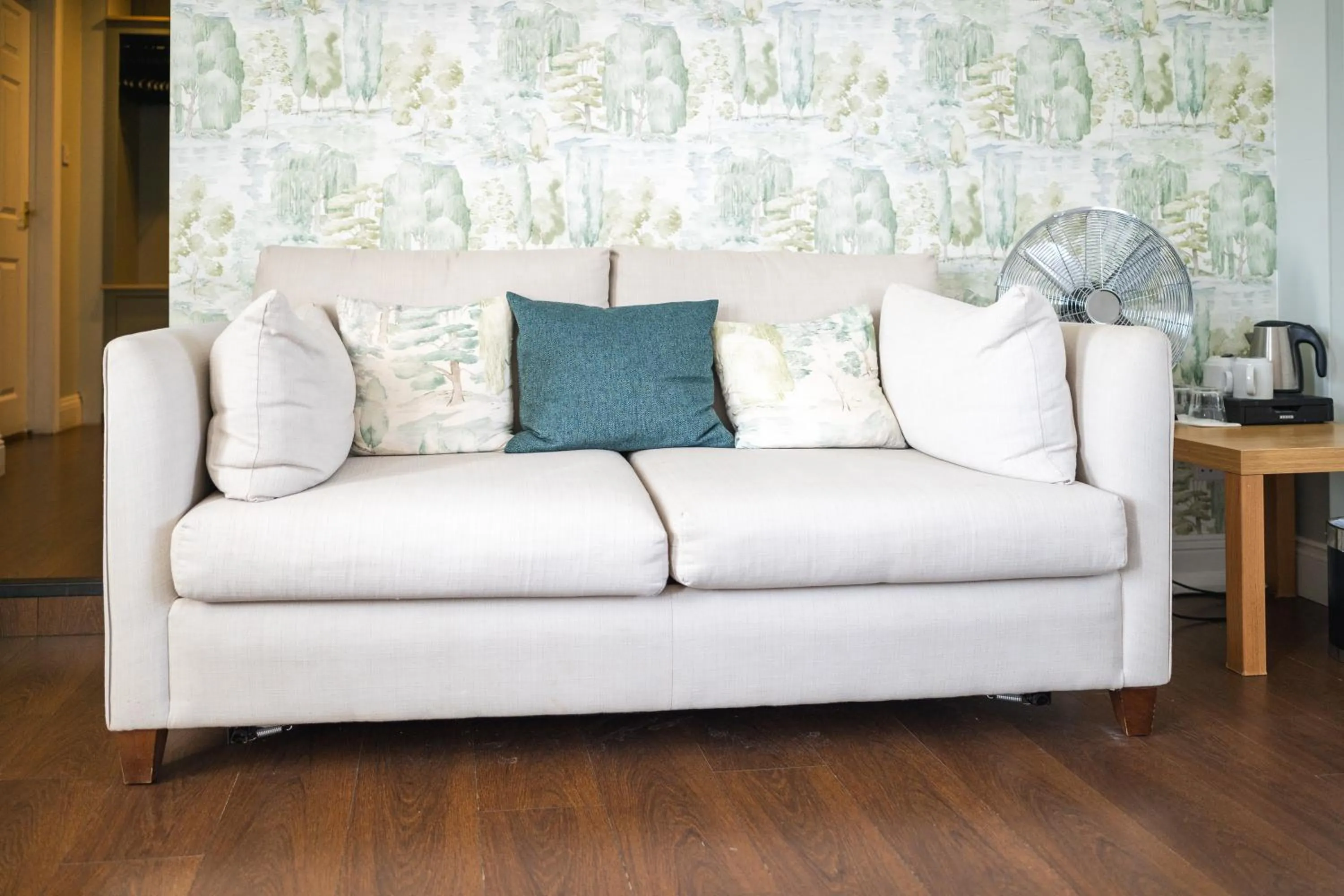 Bedroom in The Oyster Smack