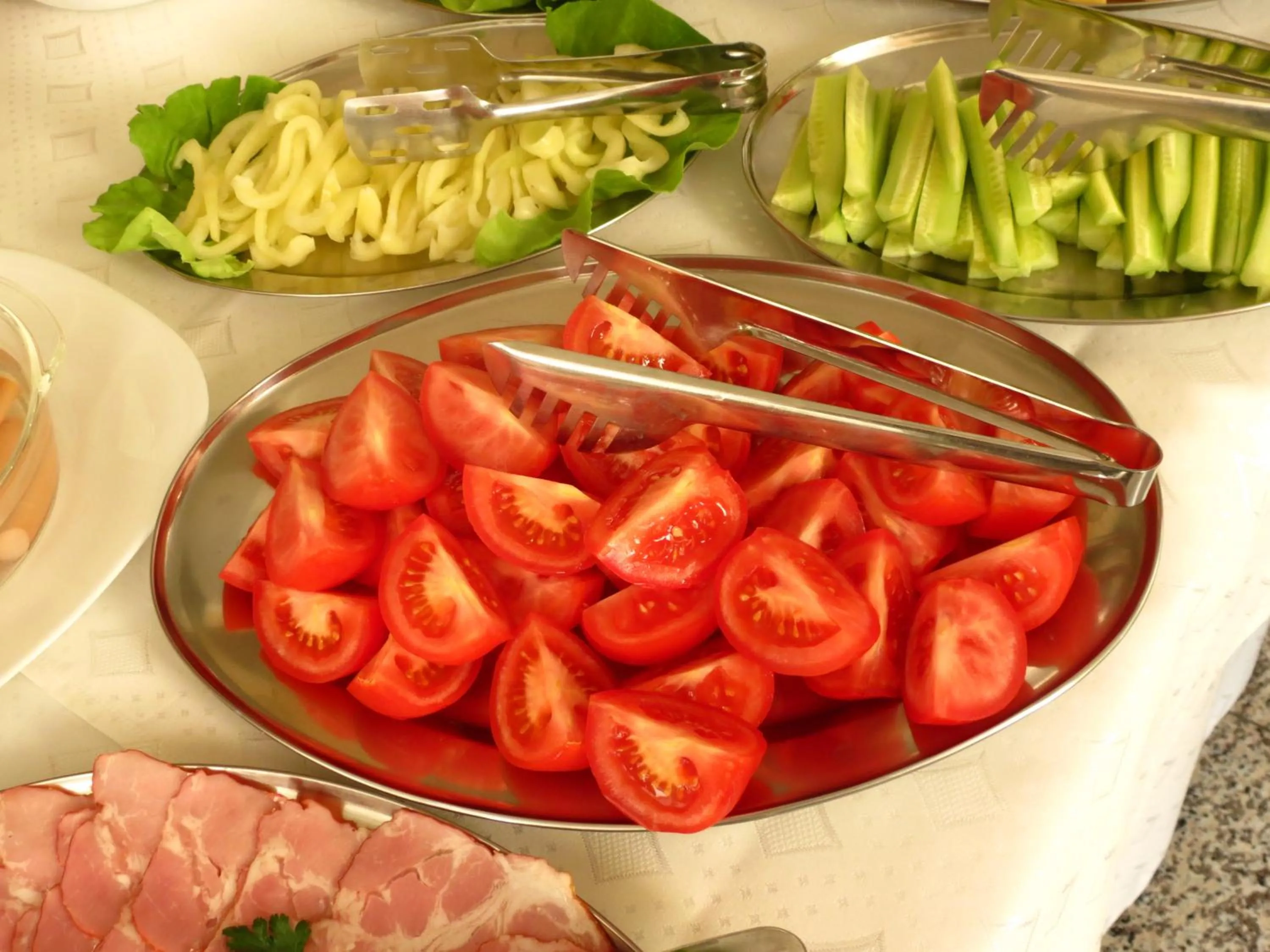 Buffet breakfast in Hotel Crisalpin