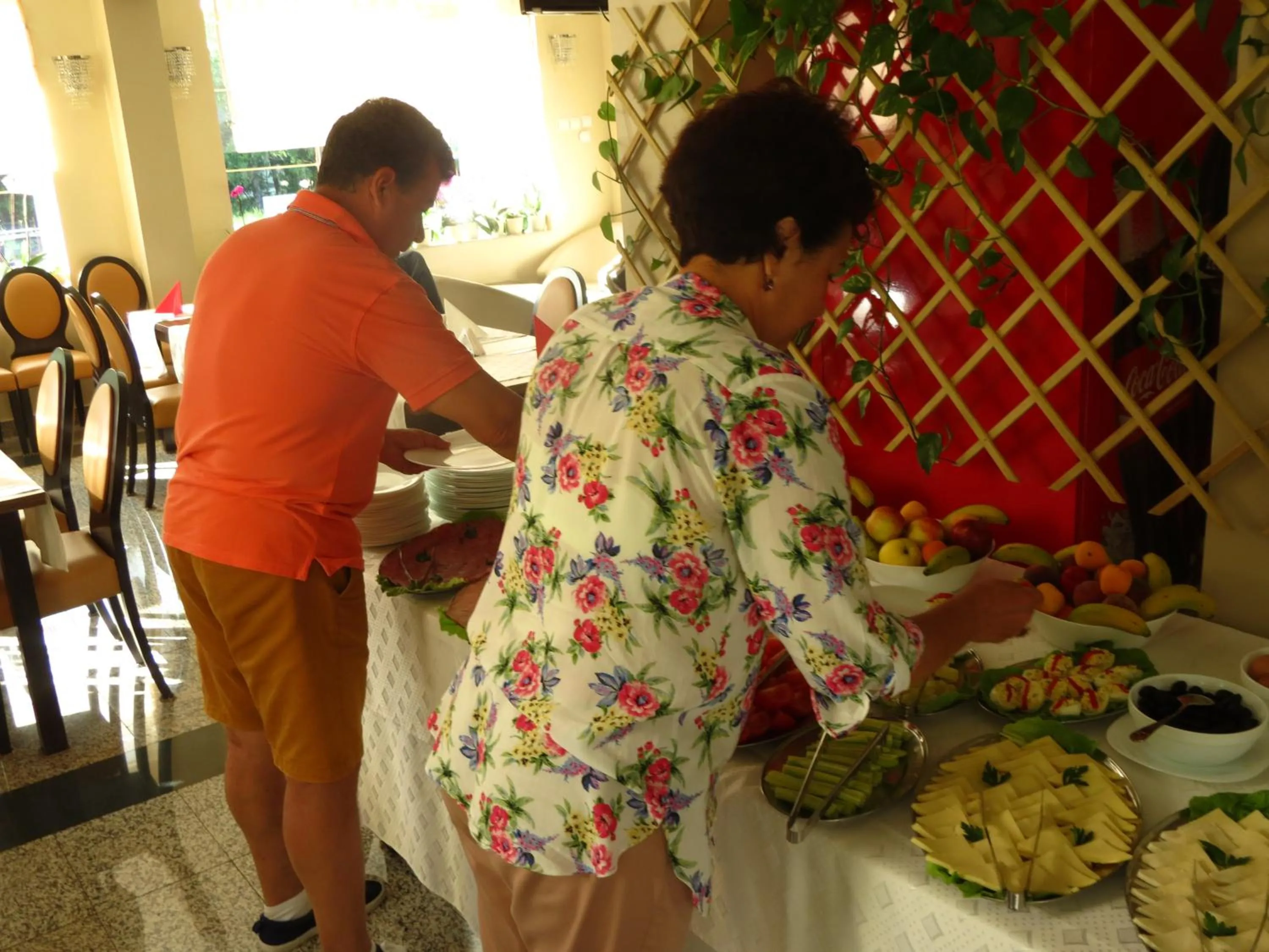 Buffet breakfast in Hotel Crisalpin